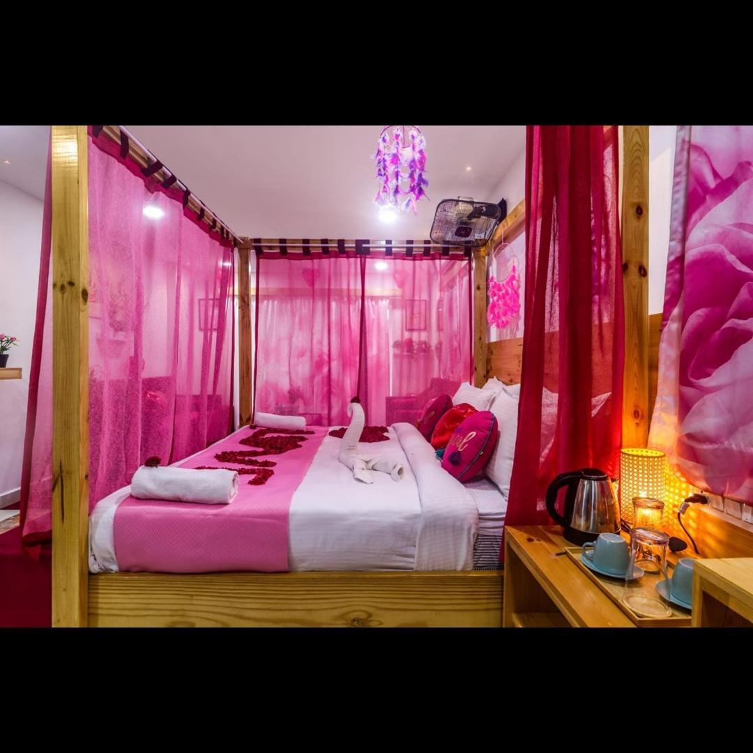 Holiday home Pink Hawk Hospitality *