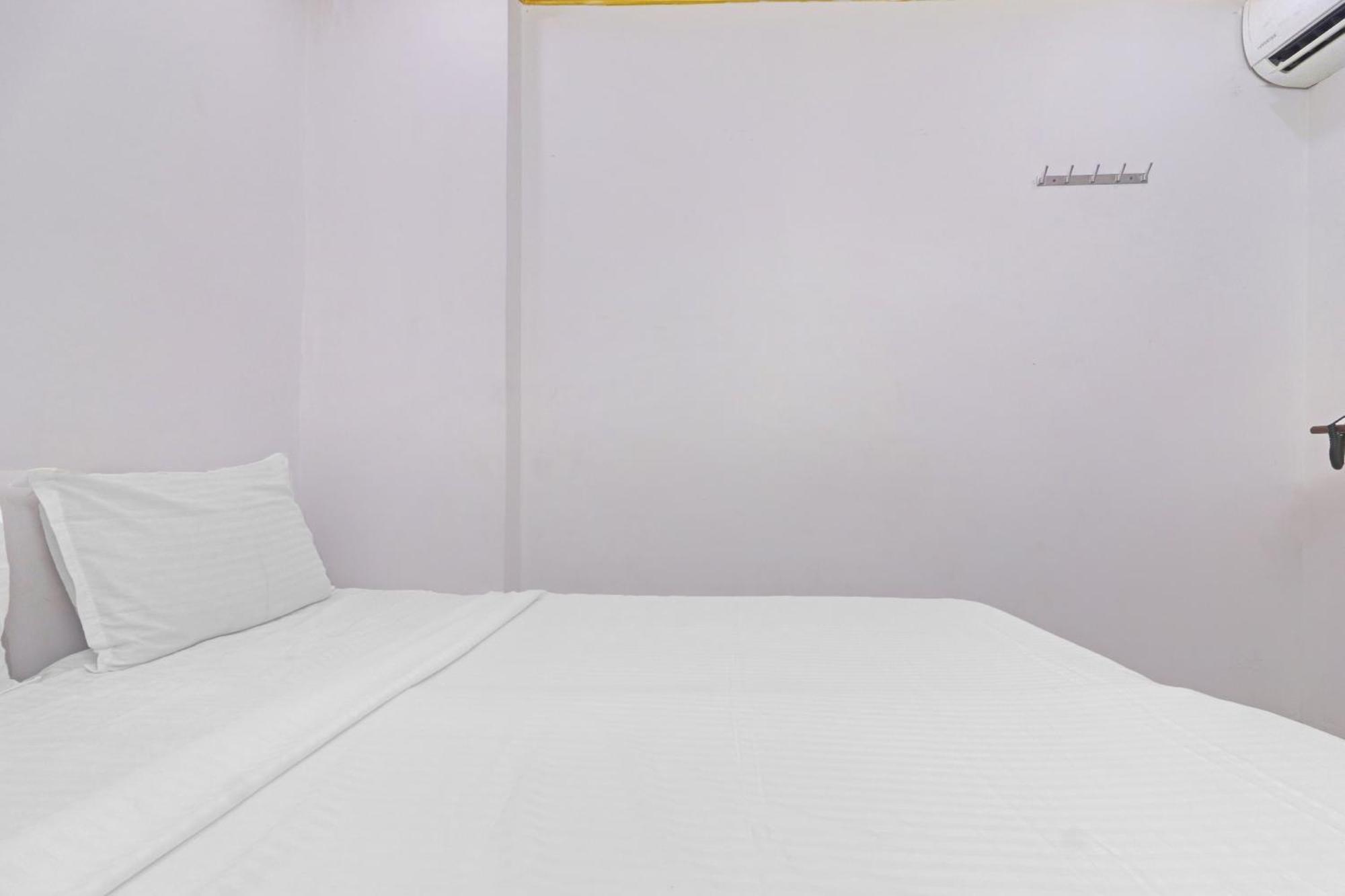 O V Guest Near Central Hotel Hyderabad
