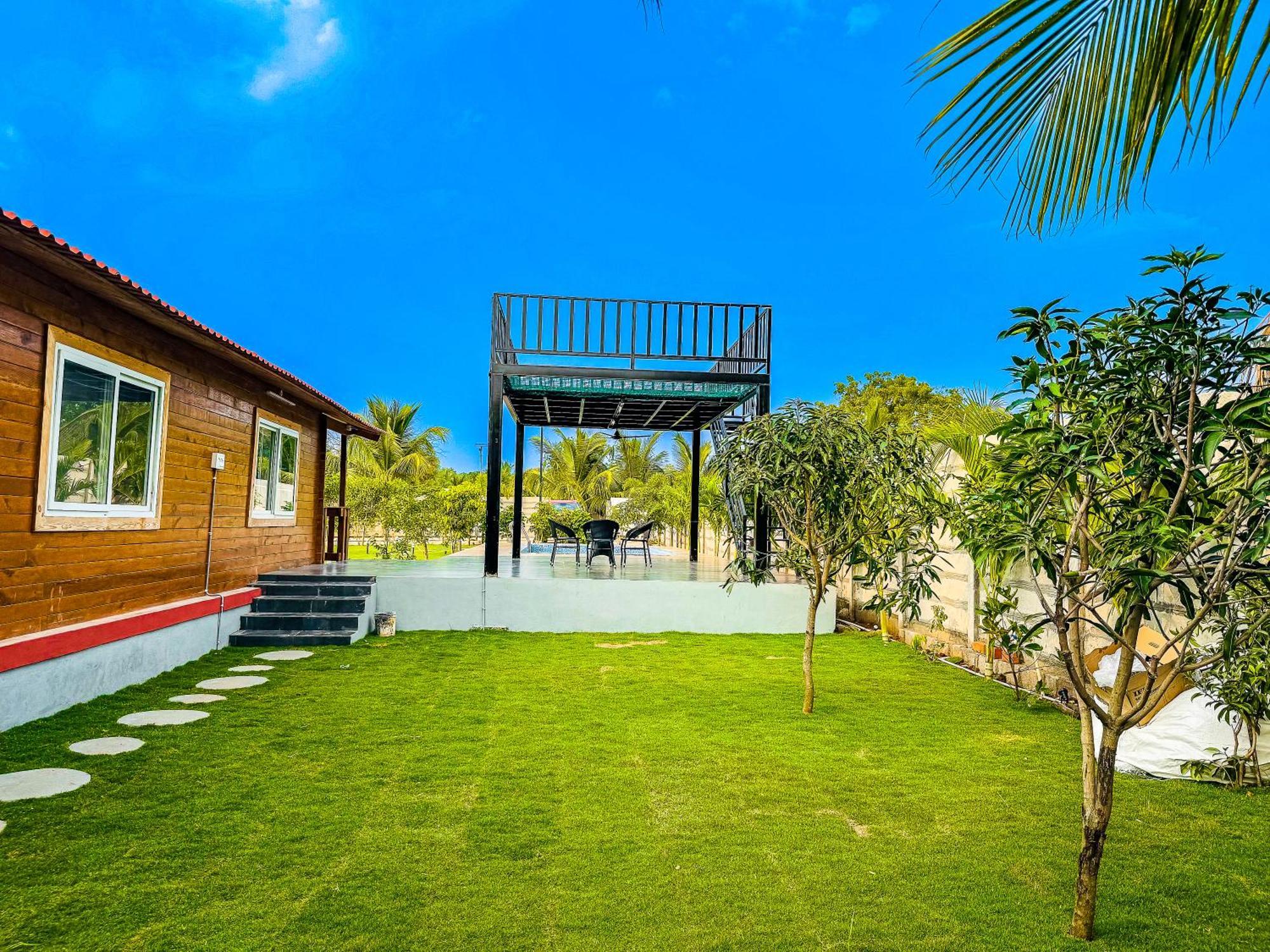 Villa Bks Den *