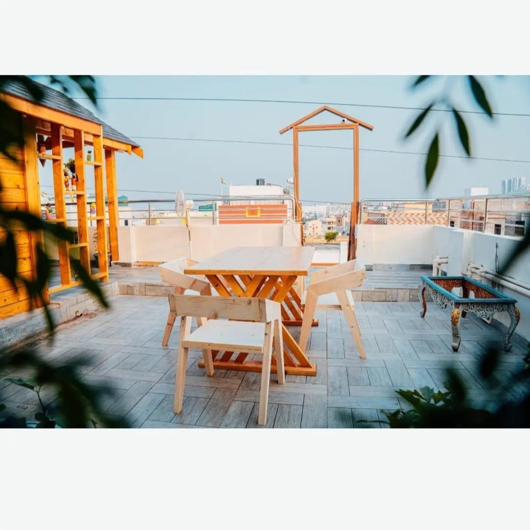 Holiday home Lovely Hawk Wooden