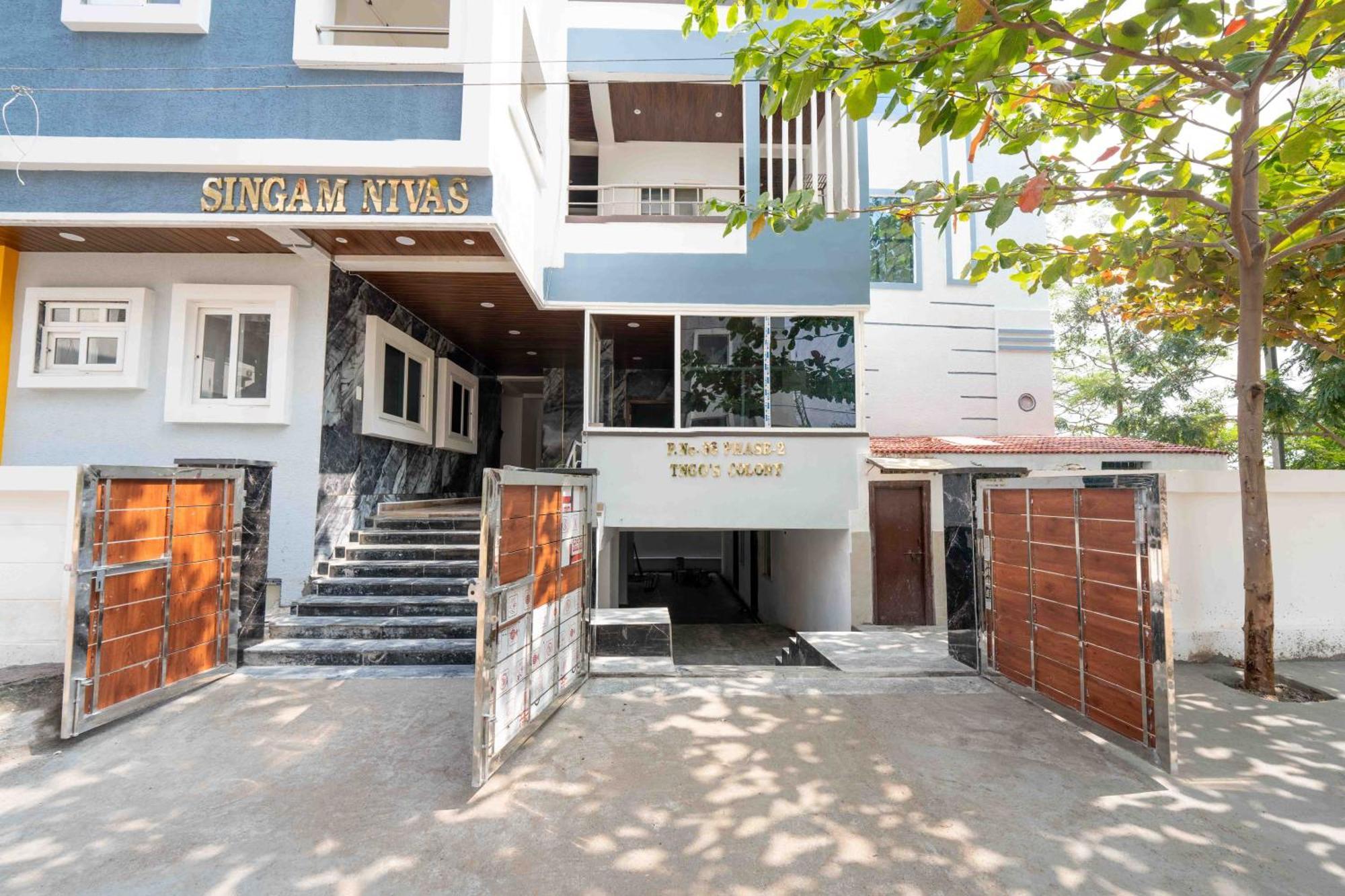 Singam Luxury Short Hyderabad