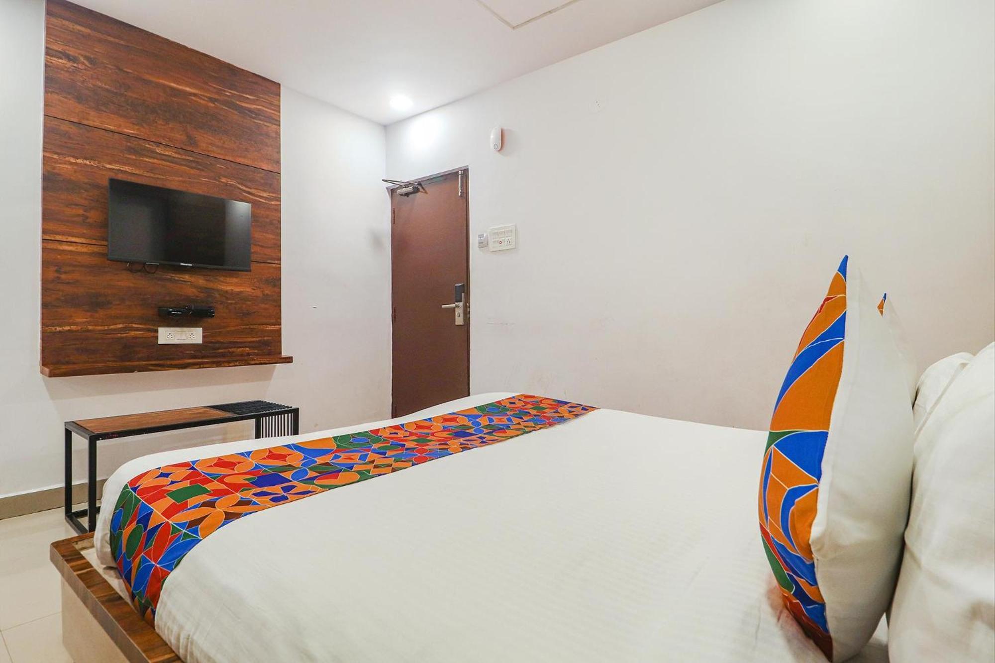 Hotel Fabhotel Dt - Lb Nagar Hyderabad