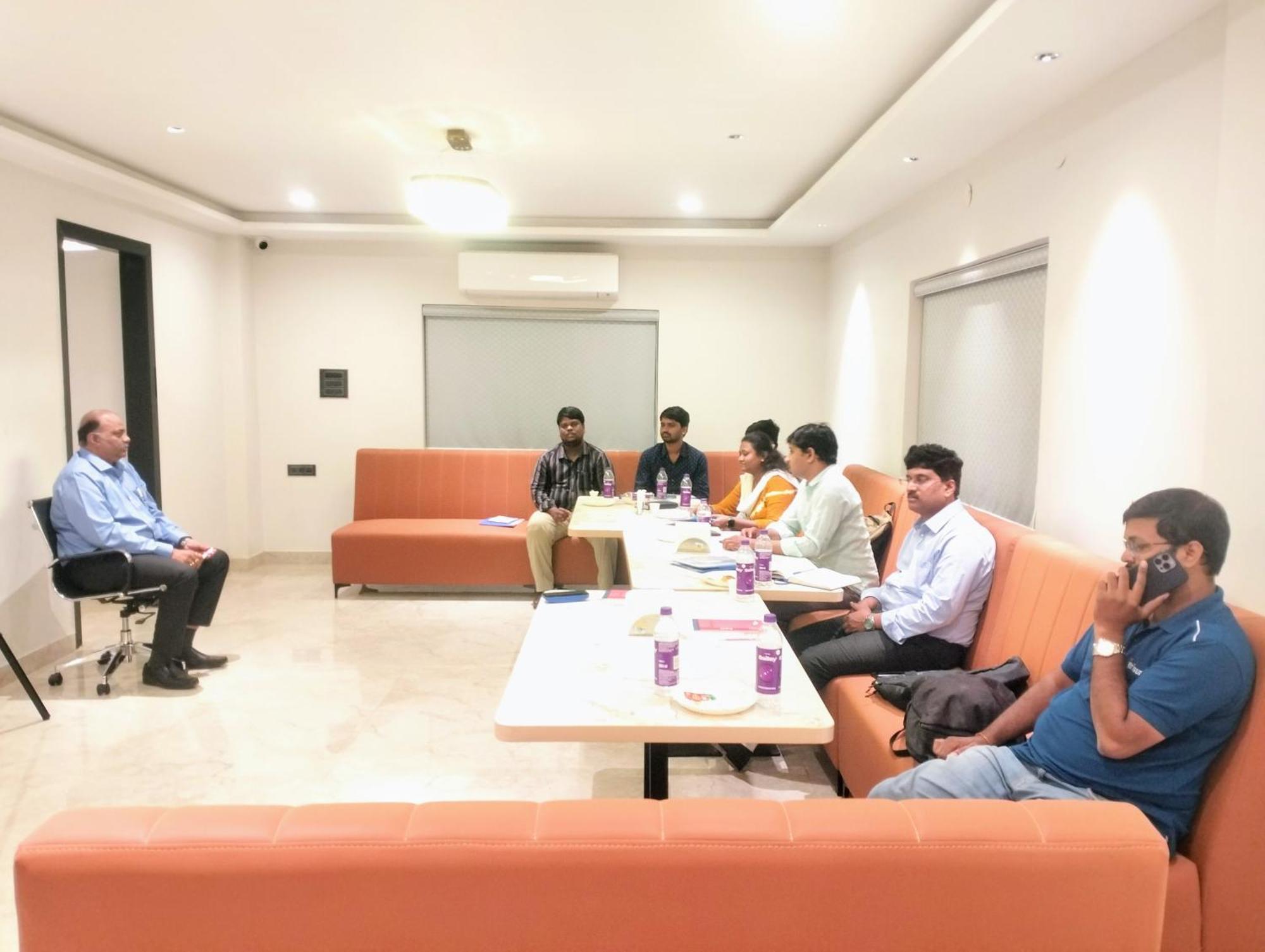 Hotel The Vantage Inn, Near Us Consulate Gachibowli