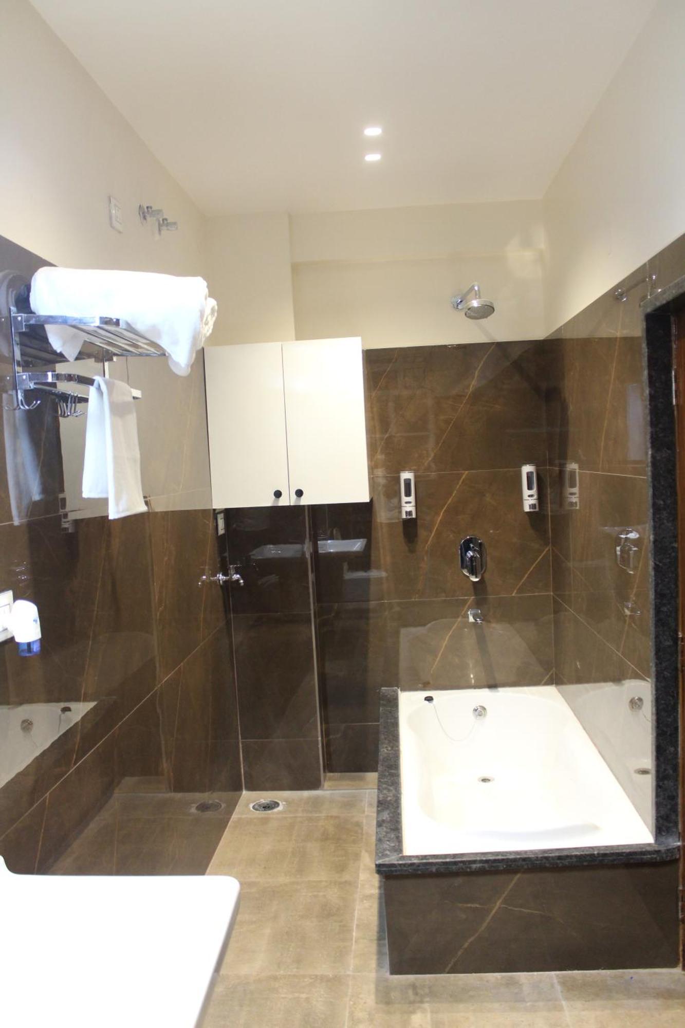 The Vantage Inn, Near Us Consulate Gachibowli 3* Hyderabad