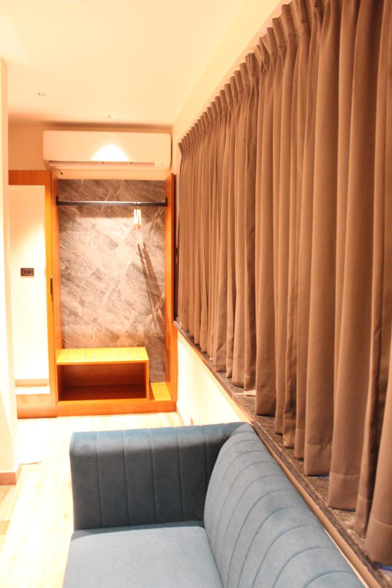 The Vantage Inn, Near Us Consulate Gachibowli 3* Hyderabad