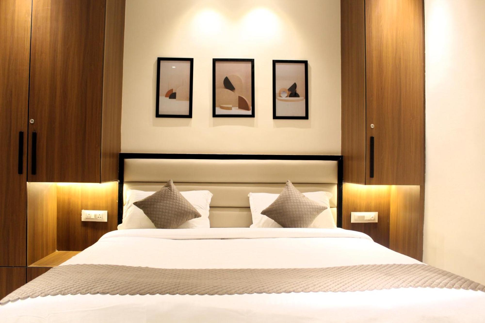The Vantage Inn, Near Us Consulate Gachibowli 3*