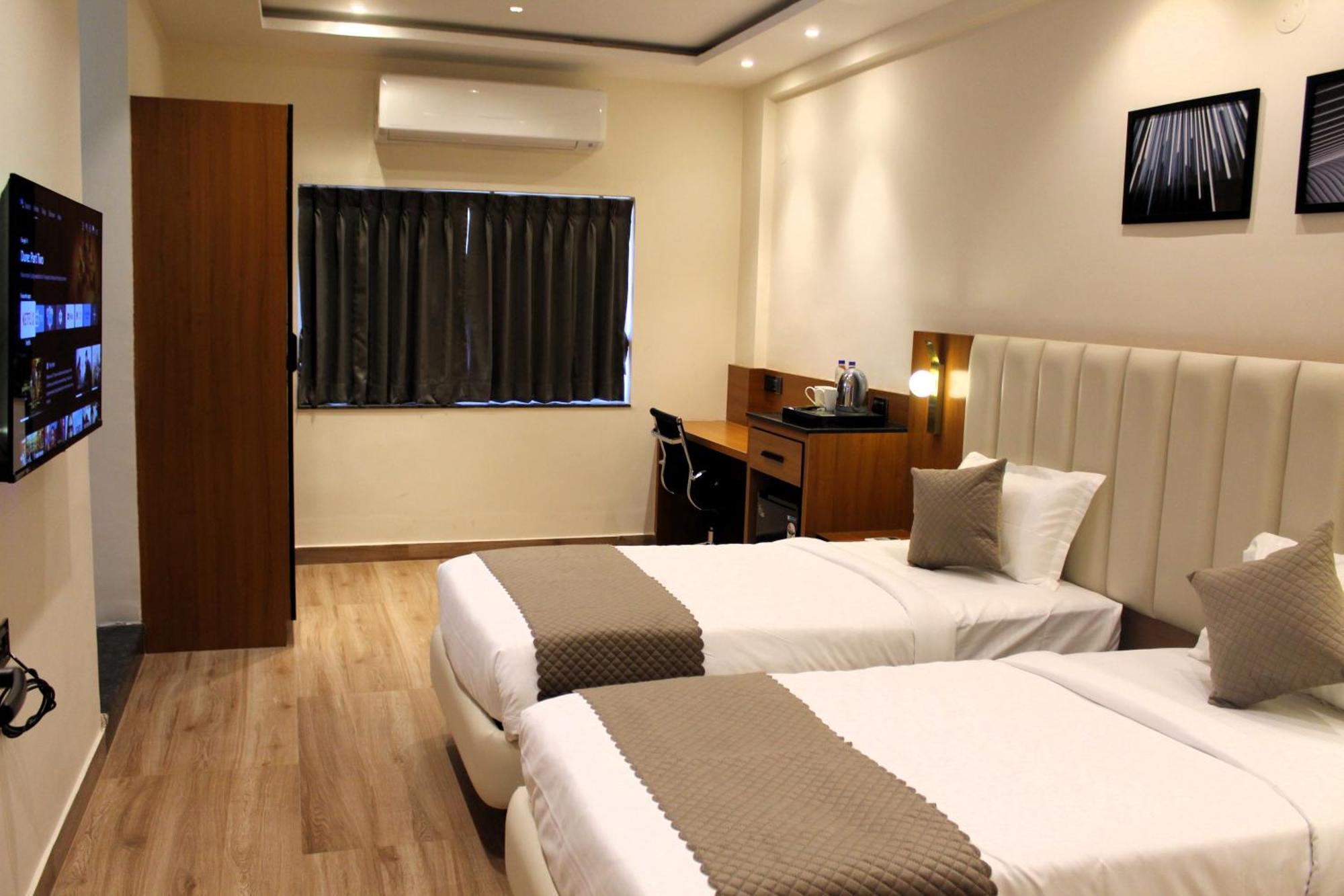 The Vantage Inn, Near Us Consulate Gachibowli Hotel Hyderabad