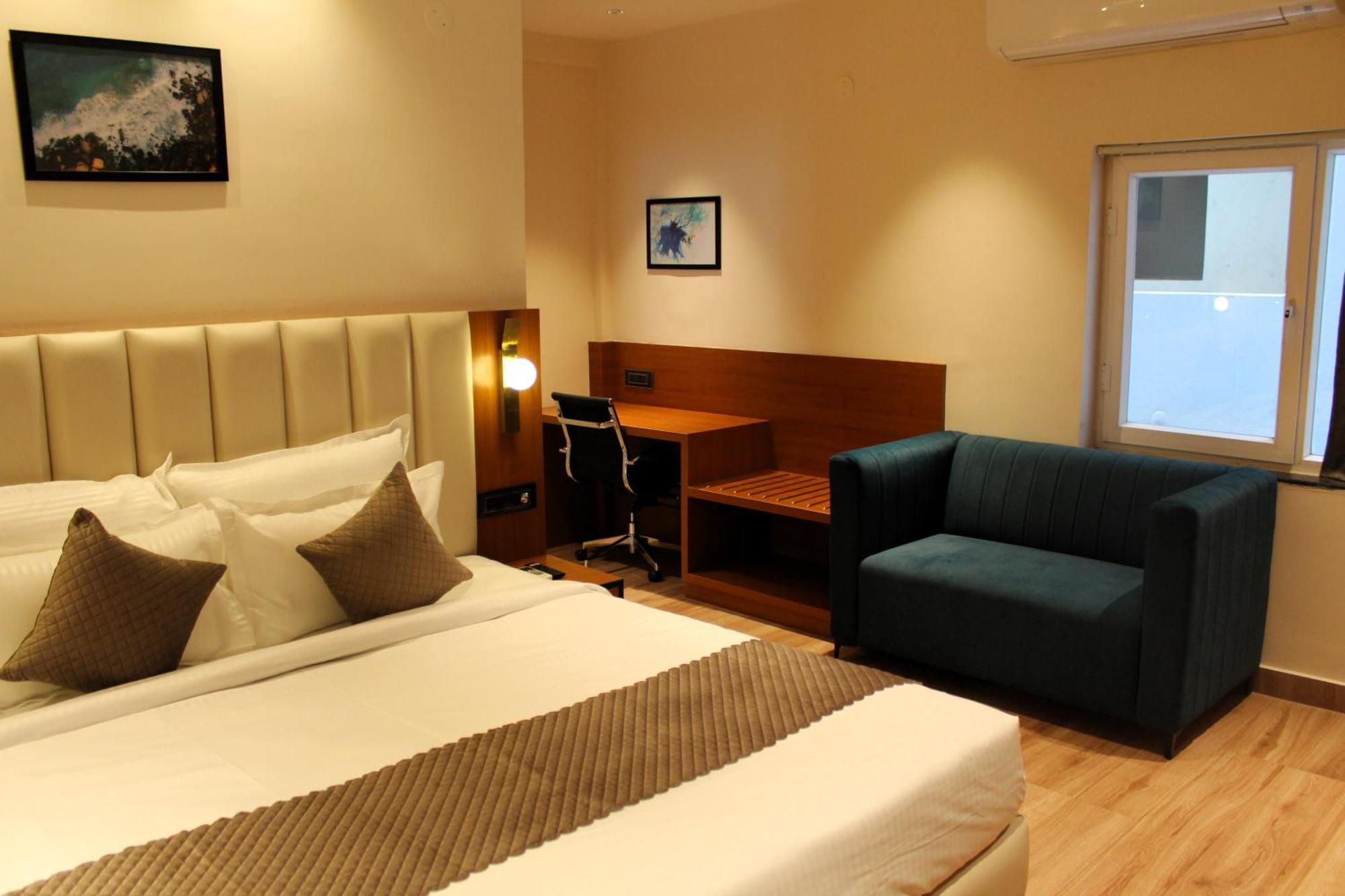 The Vantage Inn, Near Us Consulate Gachibowli Hotel 3*