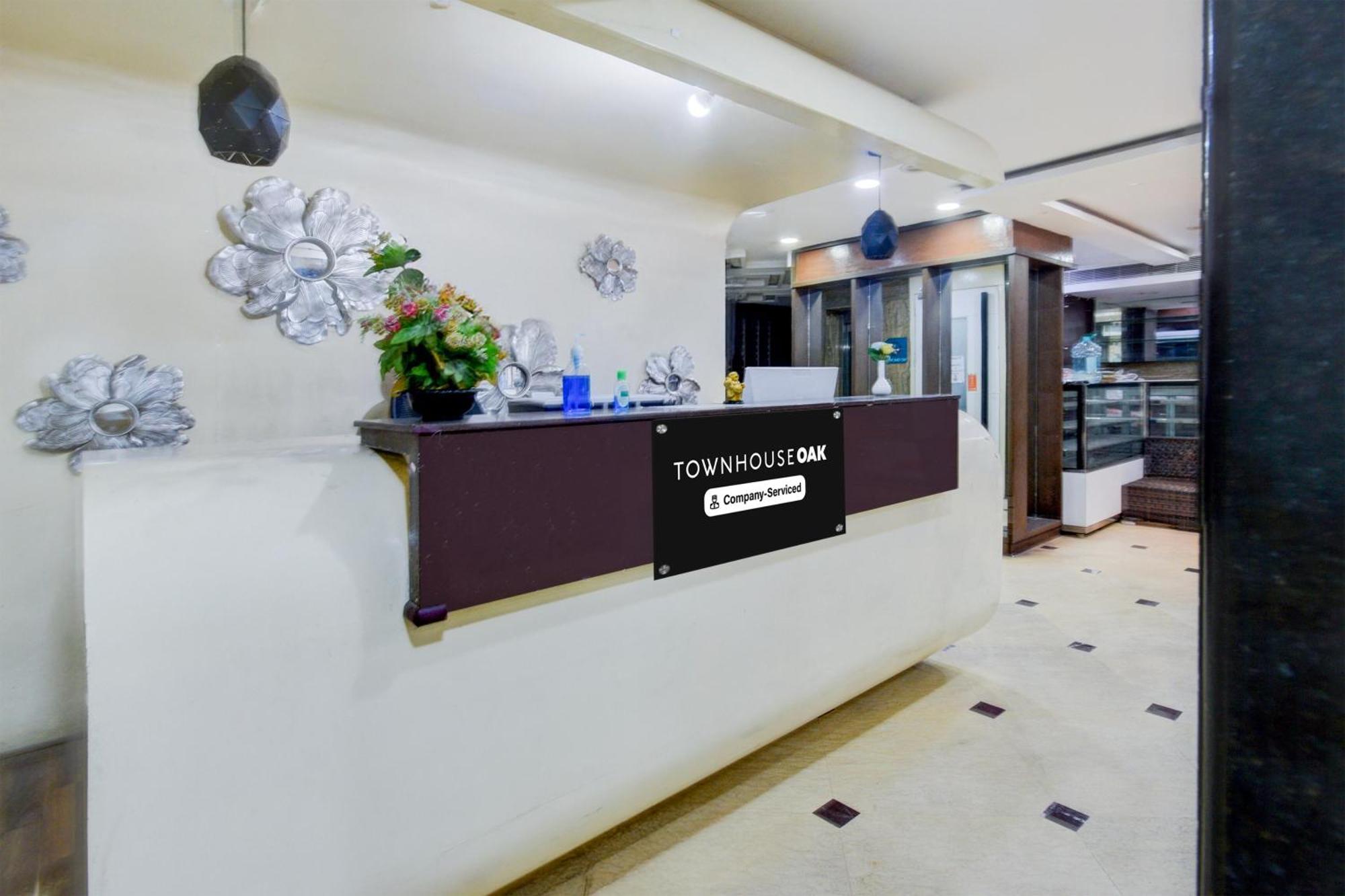 Townhouse Oak Rai Durg Hotel 4*