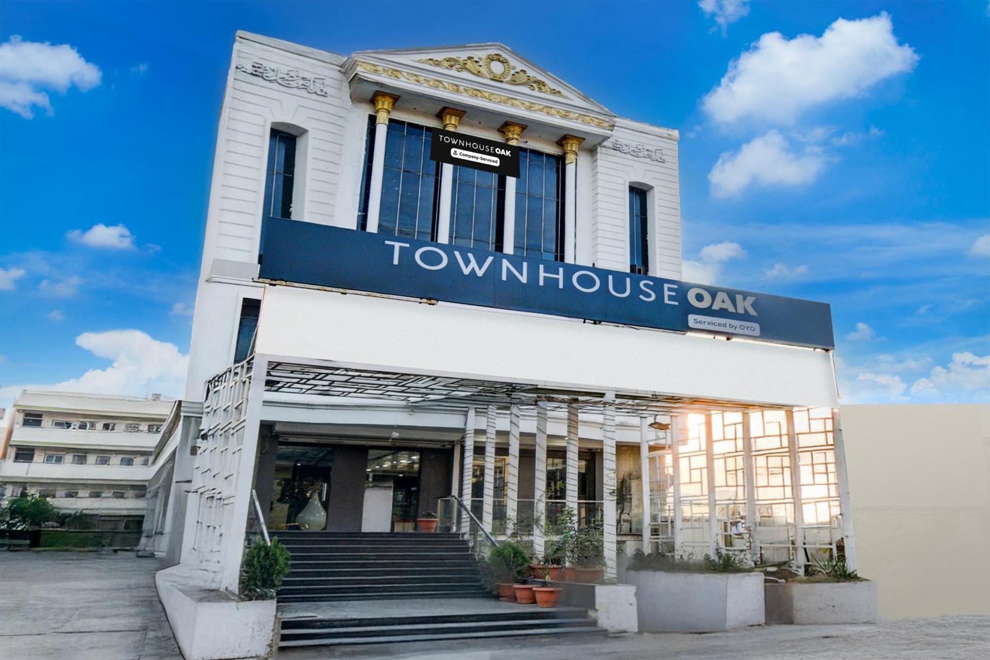 Townhouse Oak Rai Durg Hotel Hyderabad