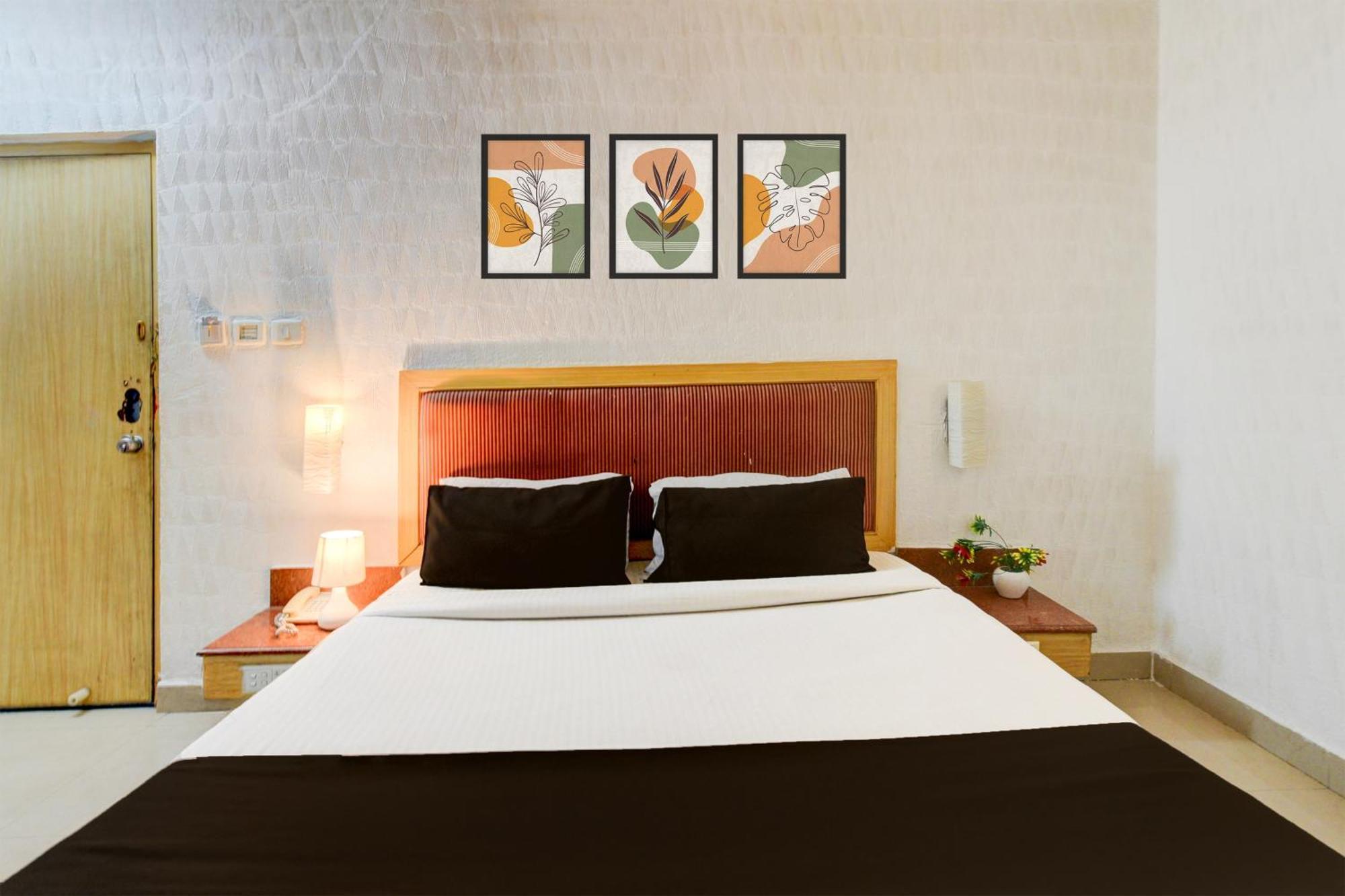 Hotel Townhouse Oak Rai Durg 4*
