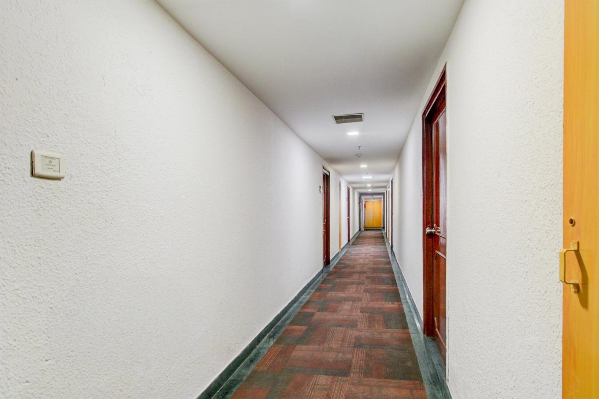 Hotel Townhouse Oak Rai Durg Hyderabad