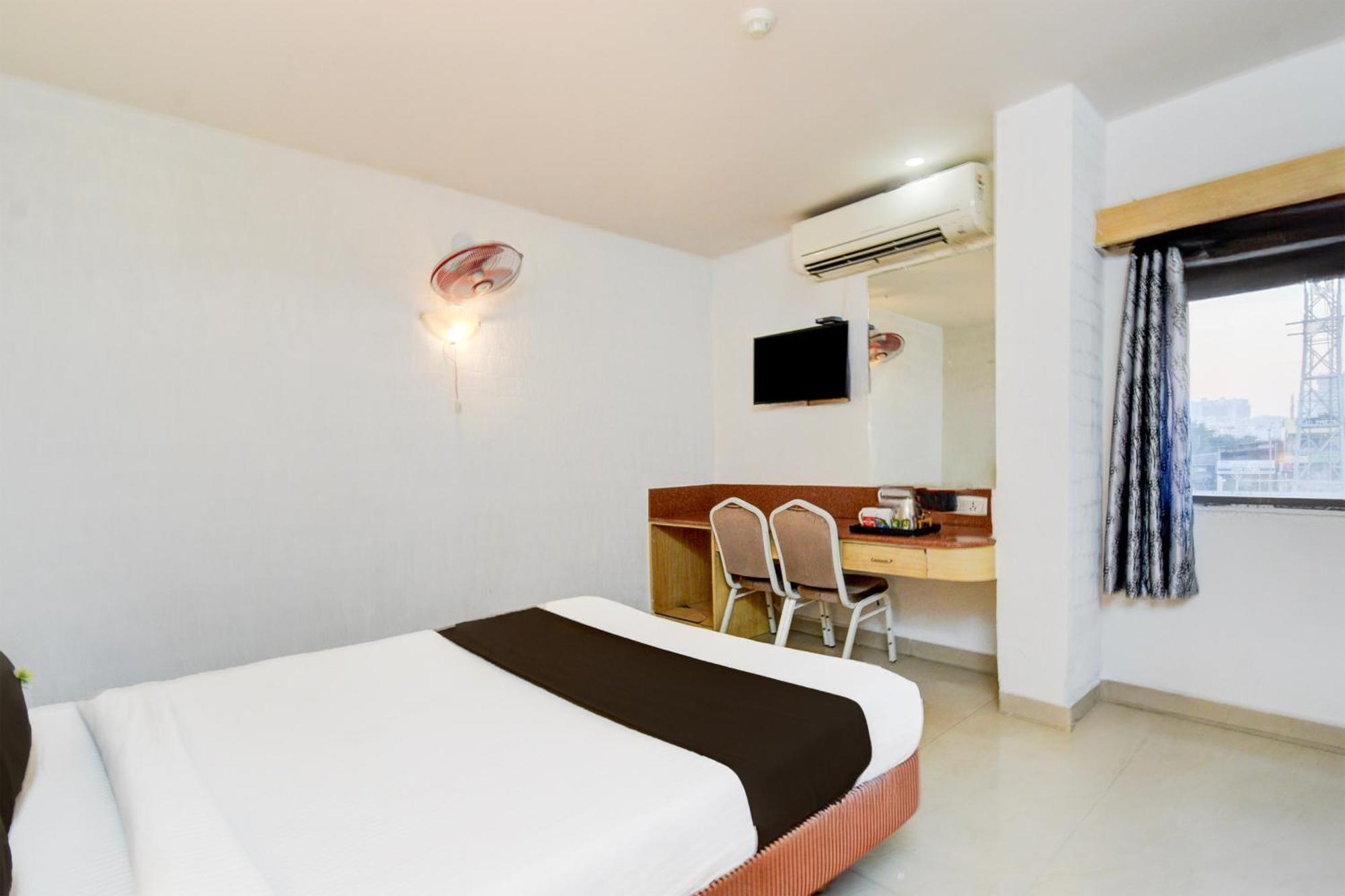 Townhouse Oak Rai Durg 4*