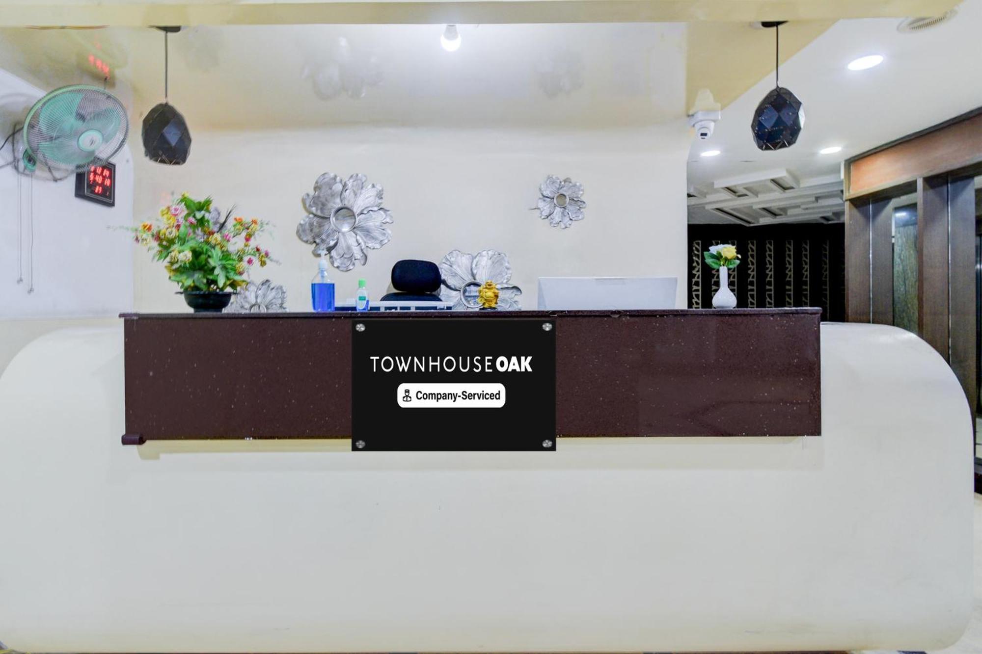 Townhouse Oak Rai Durg Hotel 4*