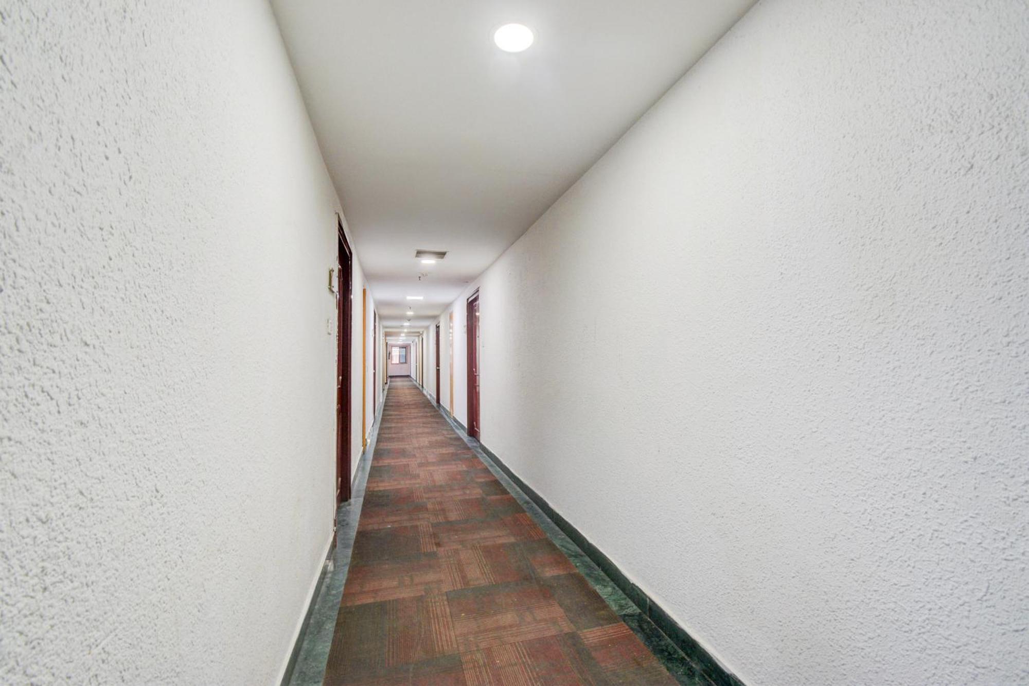 Townhouse Oak Rai Durg Hotel Hyderabad