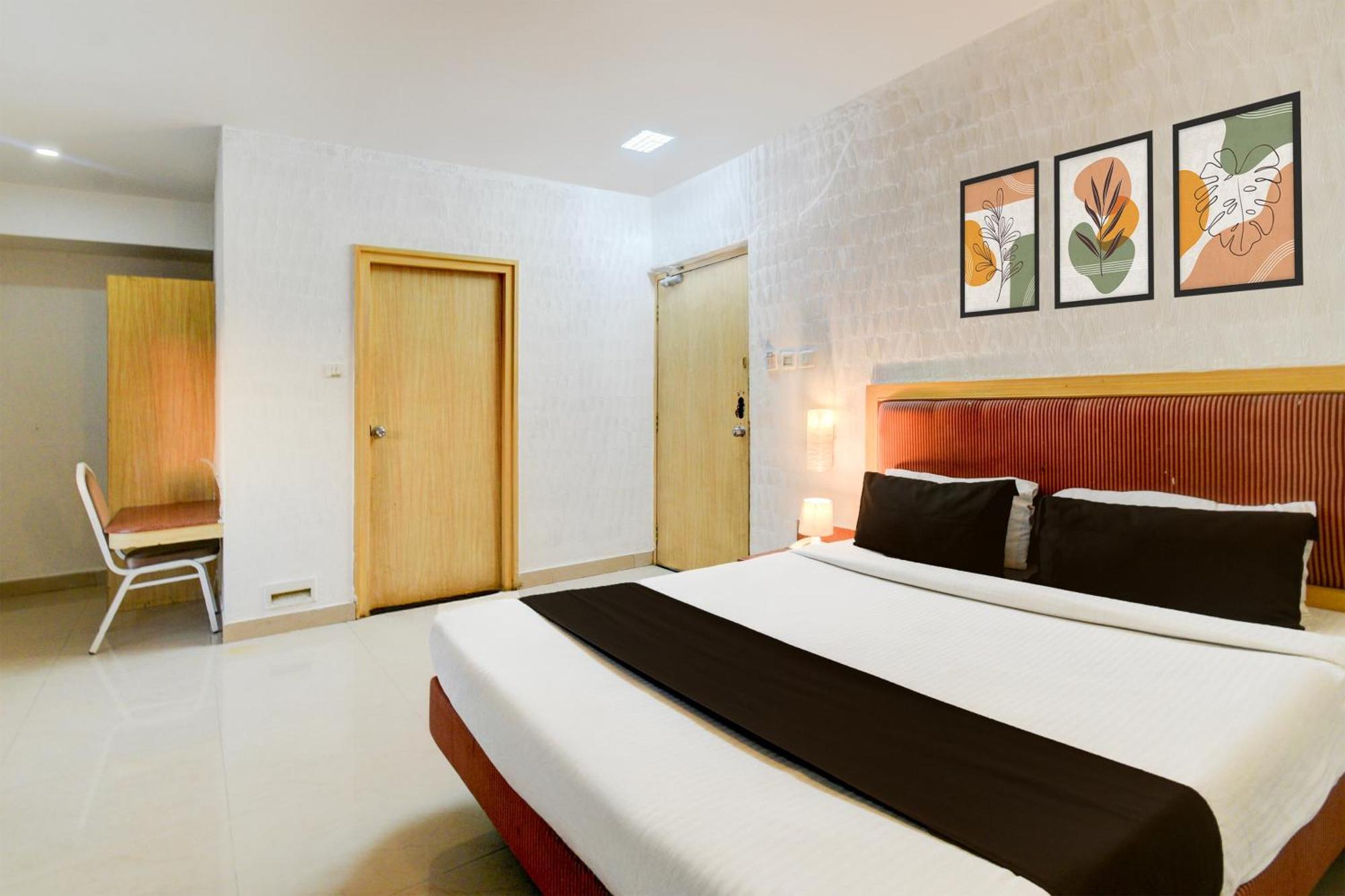 Hotel Townhouse Oak Rai Durg Hyderabad