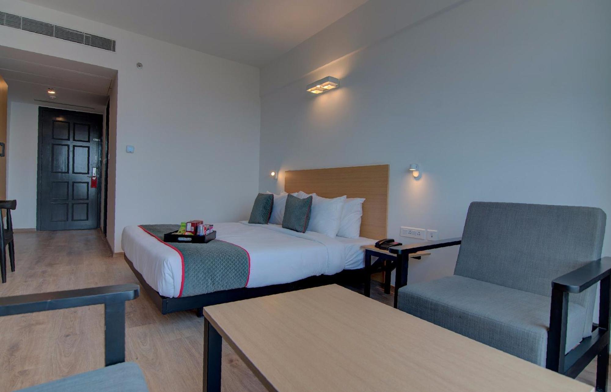 Townhouse De Alphabet 4*