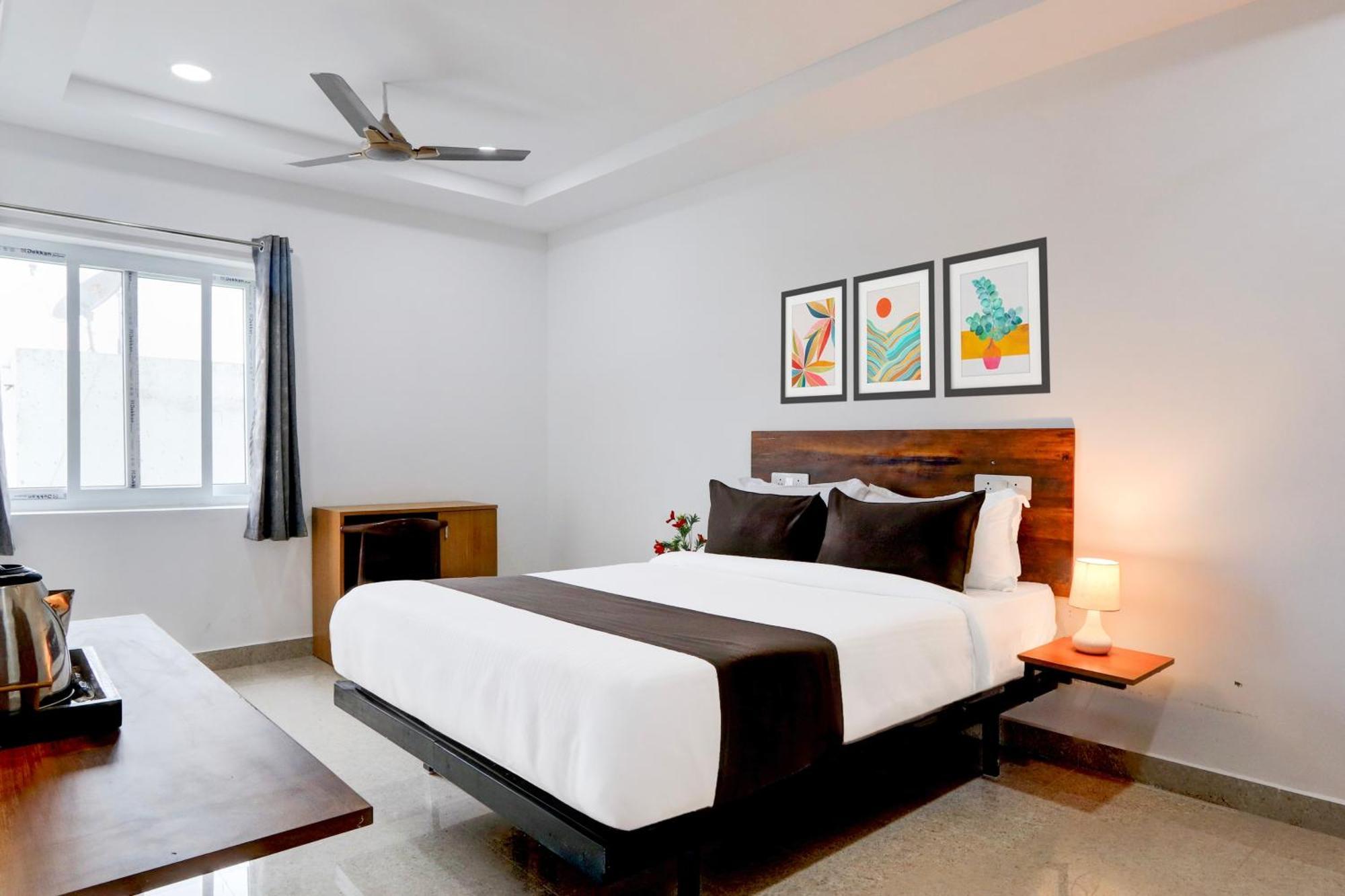 Collection O Sri Jahnavi Group Besides Yashoda Hospital Hitec City 3*