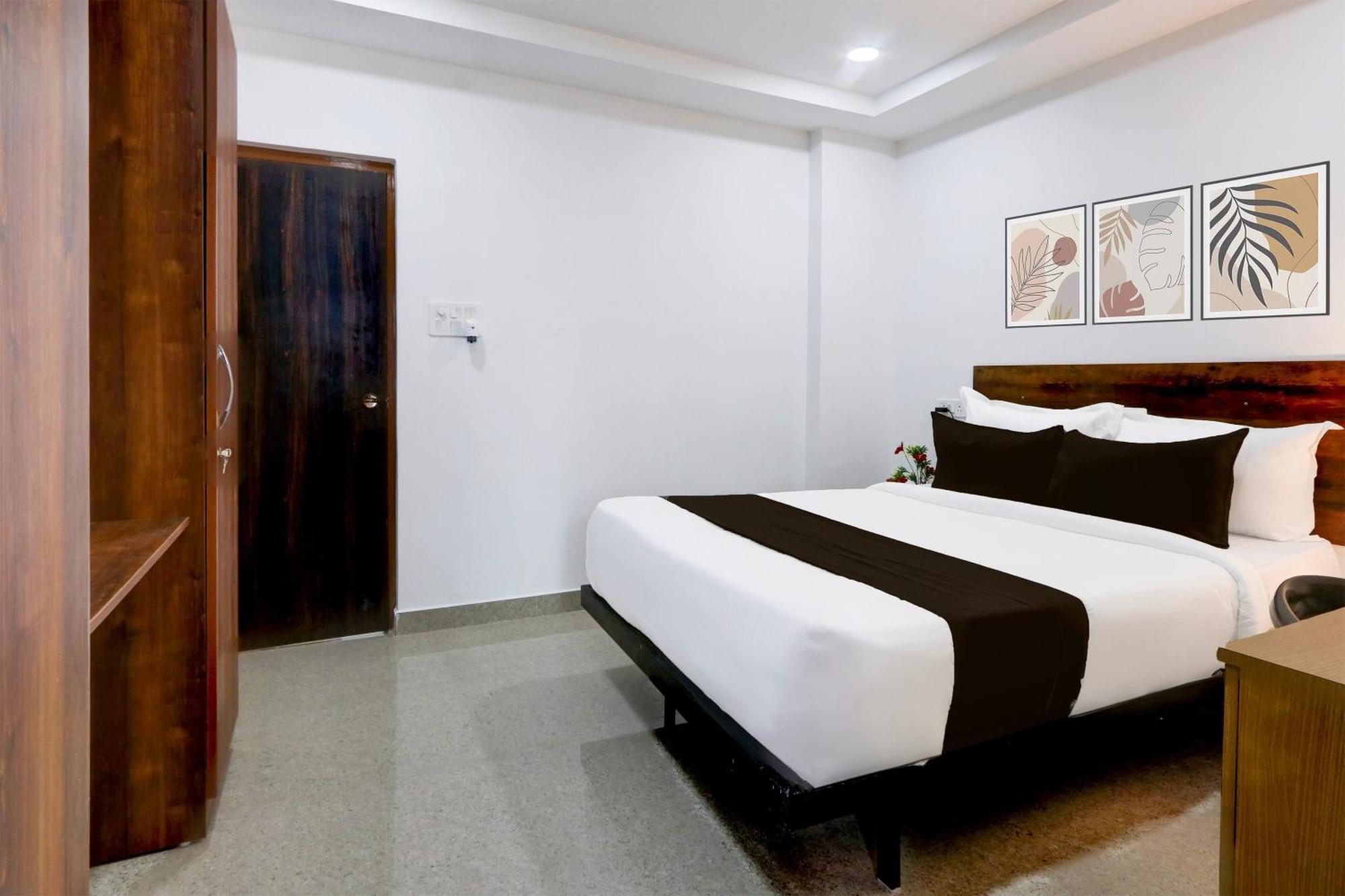 Collection O Sri Jahnavi Group Besides Yashoda Hospital Hitec City Hotel