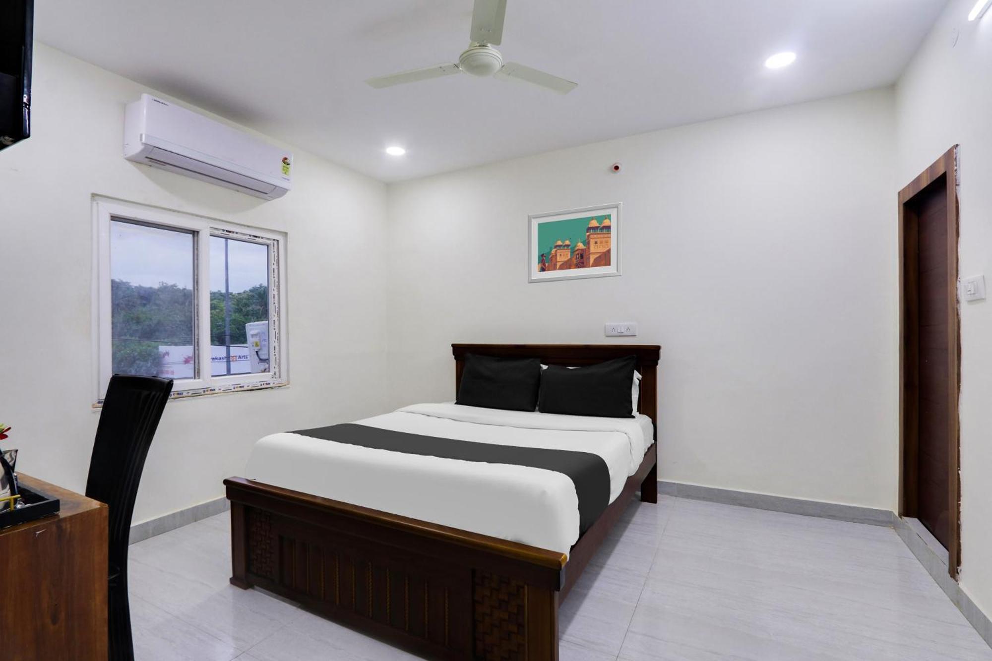 Hotel O Honey 3*
