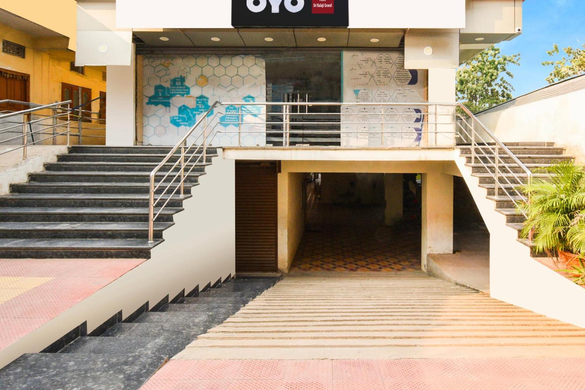 O Sri Balaji Grand Hotel 3*