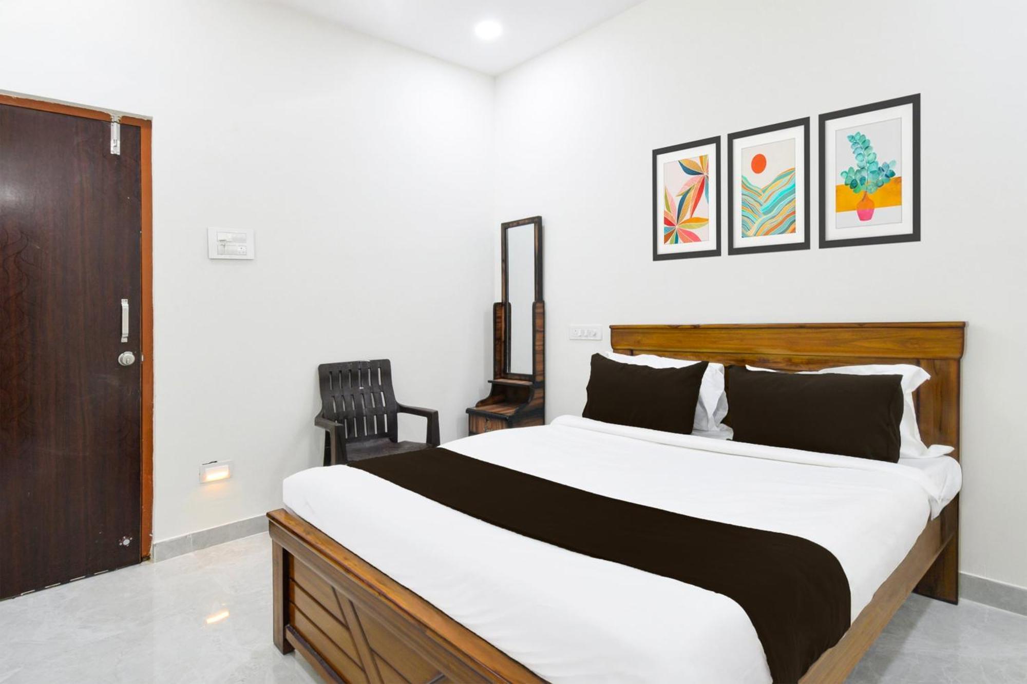 Super O Tkr Kanakadurga Hotel 3*