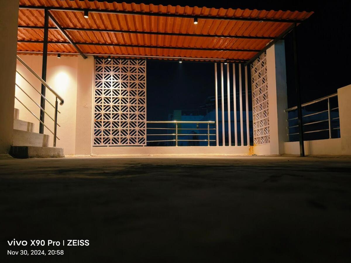Luxurious Independent 3bhk
