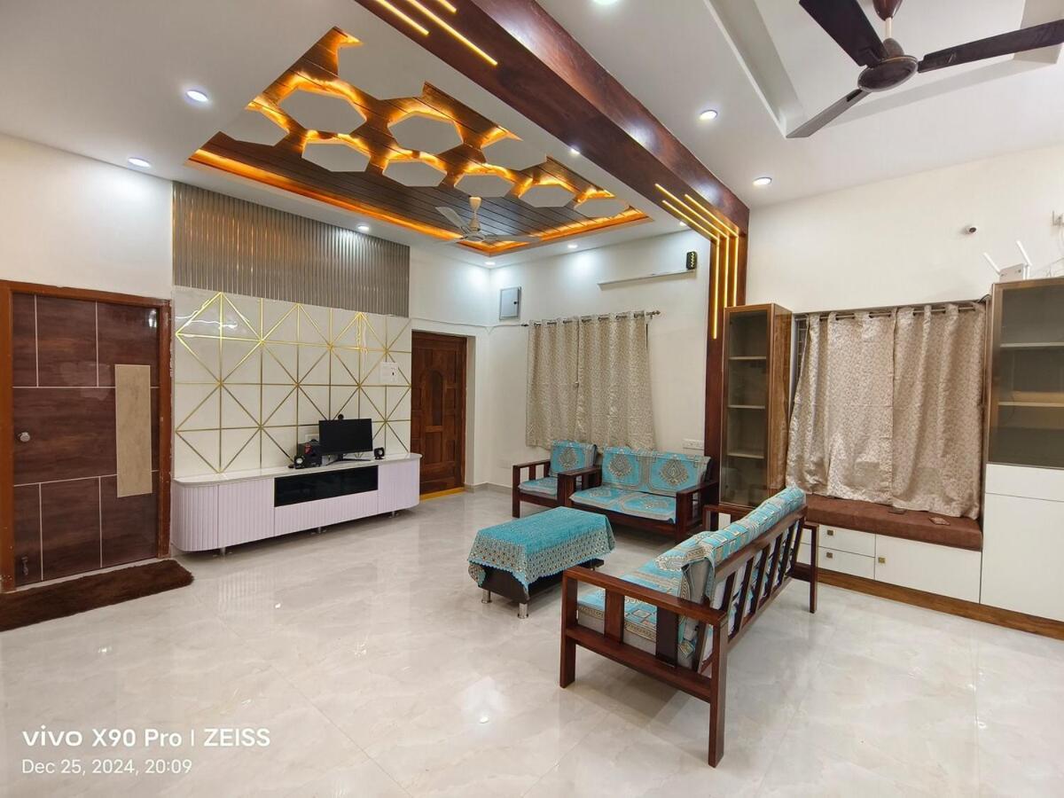 Luxurious Independent 3bhk Villa