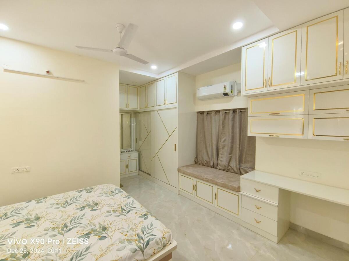 Luxurious Independent 3bhk *