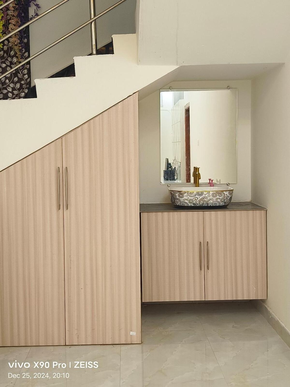 Villa Luxurious Independent 3bhk *