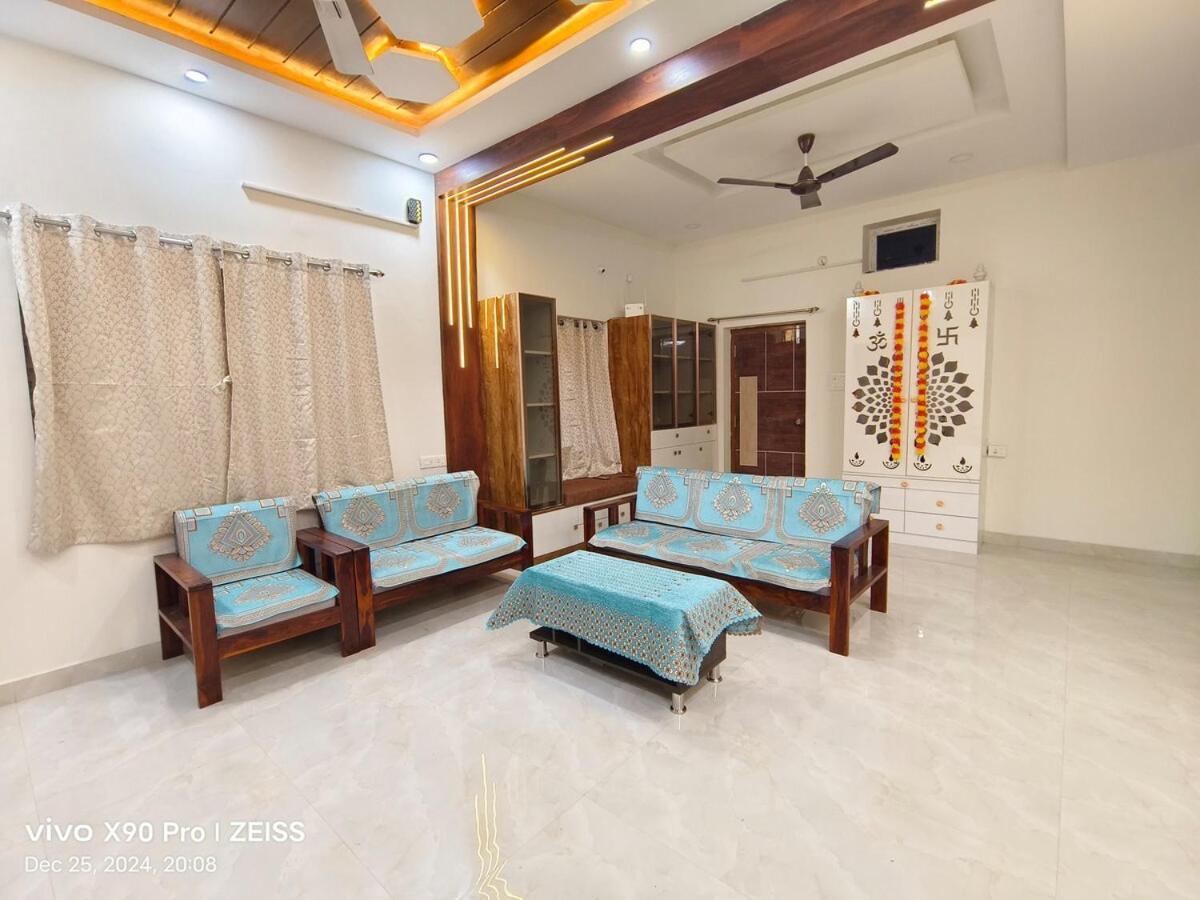 Luxurious Independent 3bhk Villa