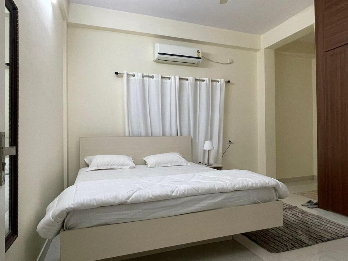 2bhk Flat In Apartment *