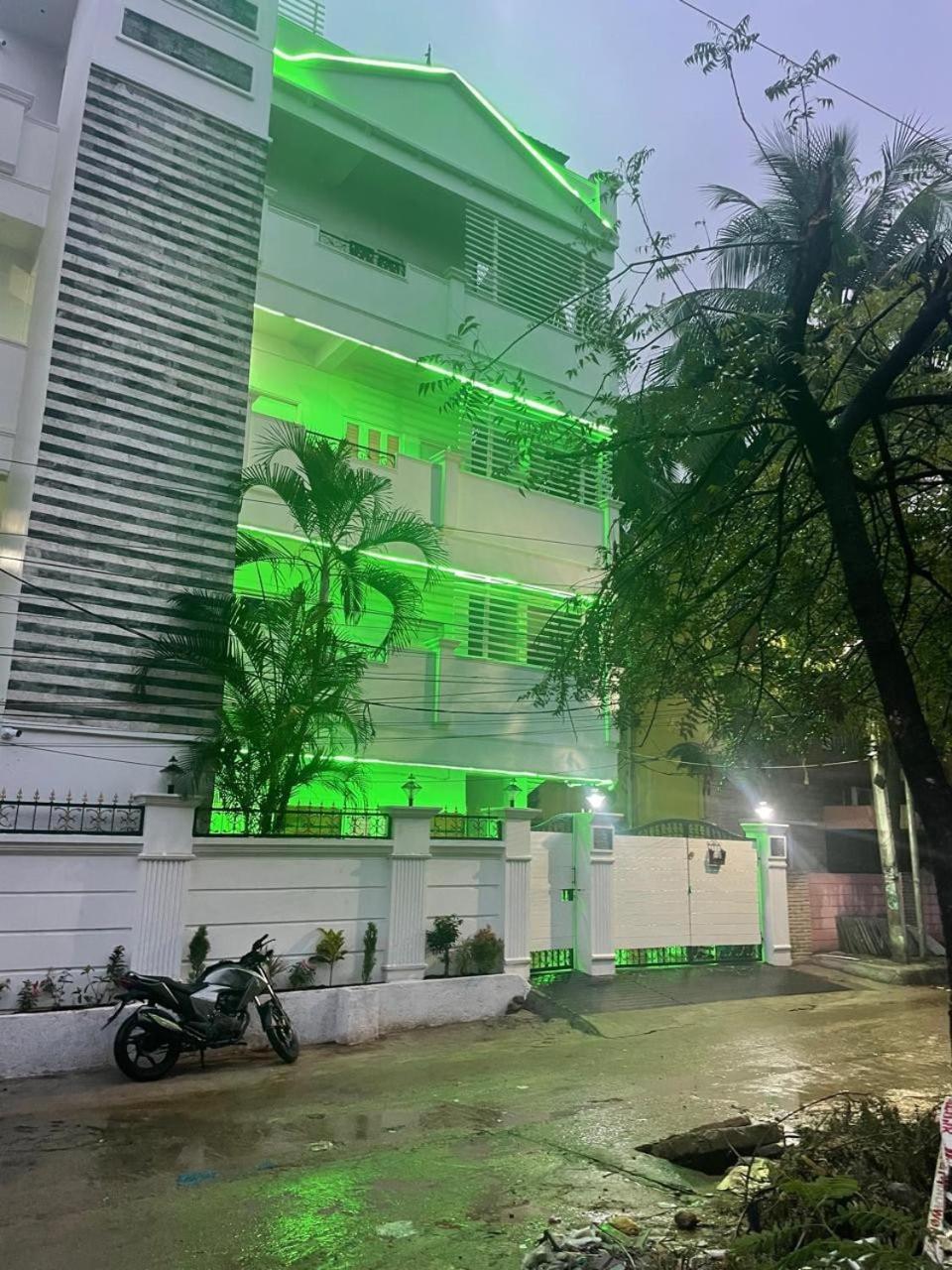 Apartment 2bhk Flat In *
