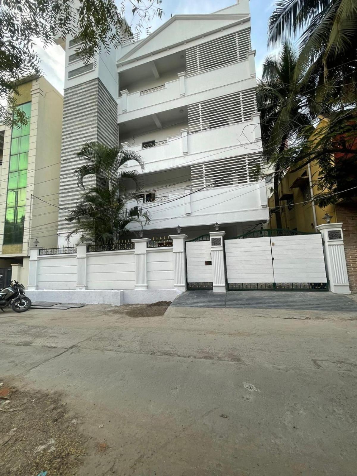 2bhk Flat In Apartment *