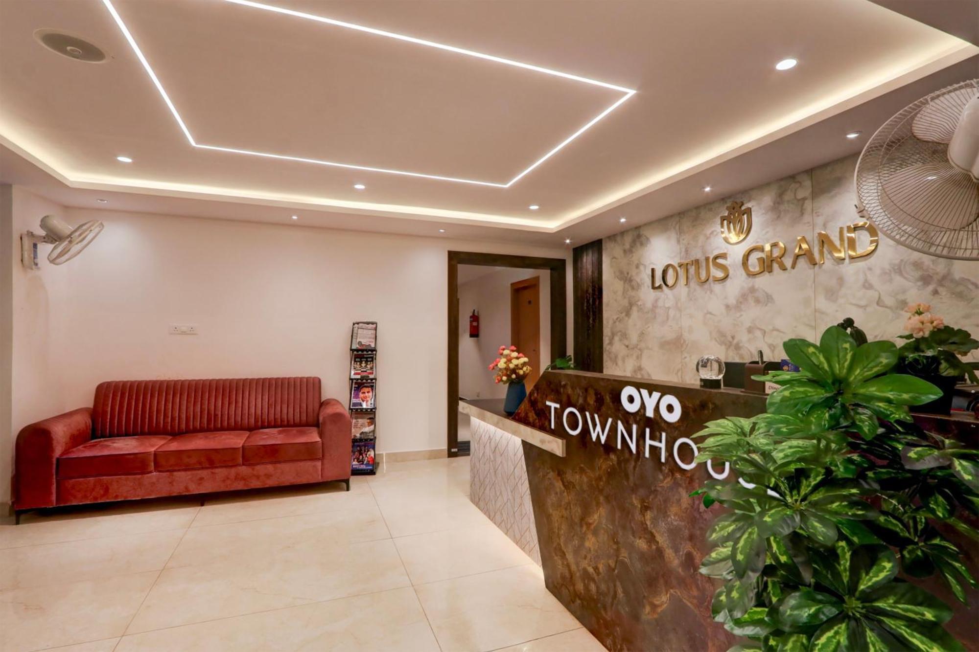 Townhouse Lotus Grand Hotel