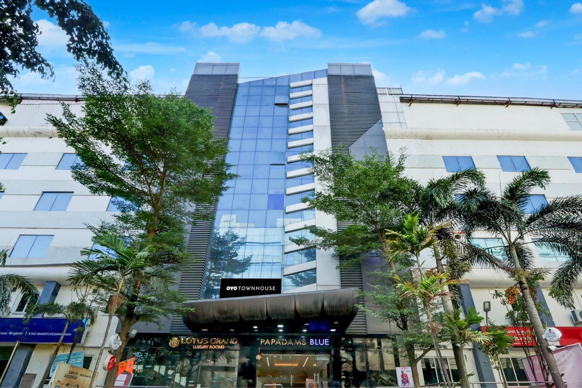 Townhouse Lotus Grand