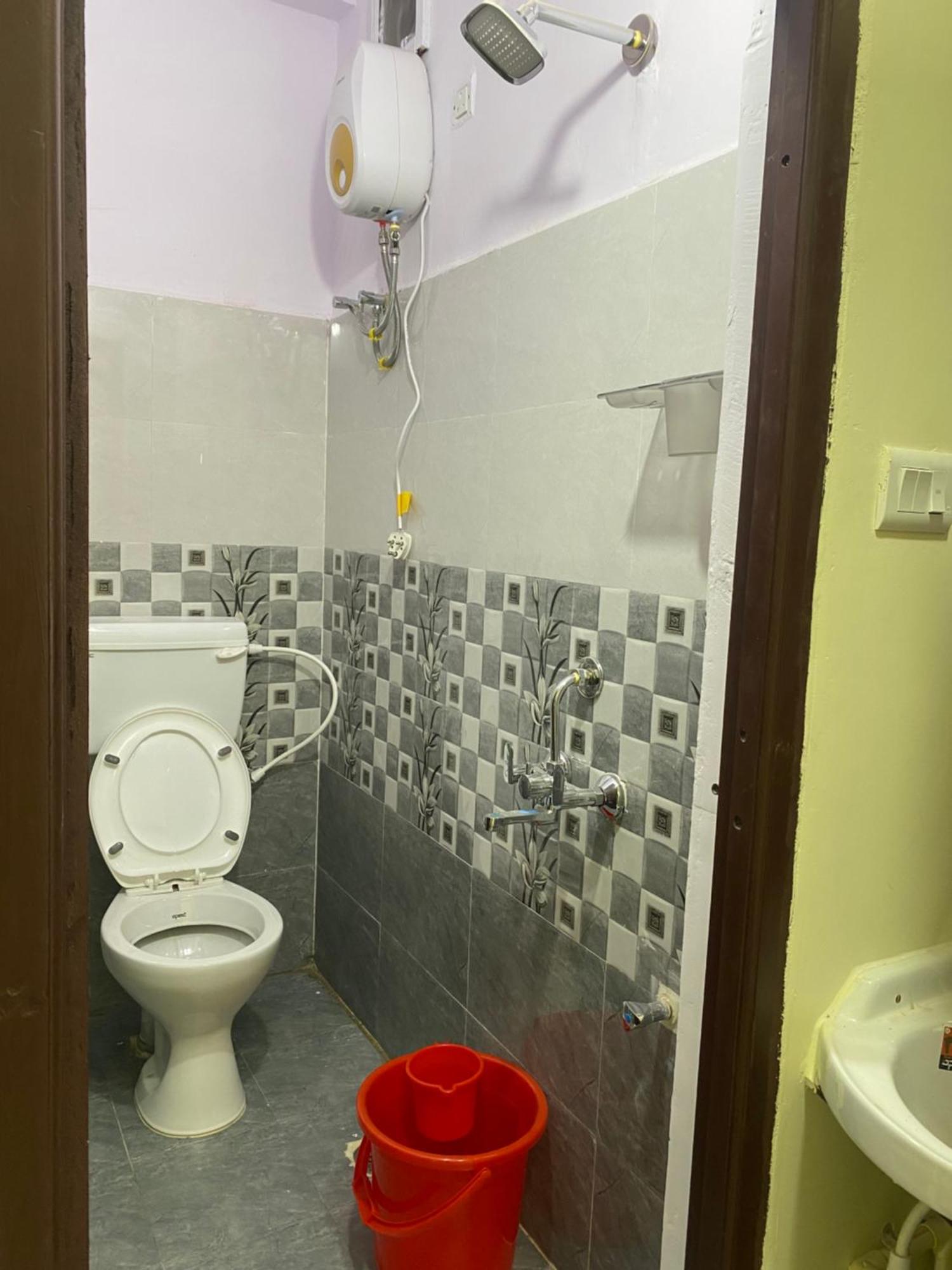 Rockline - With Comfort