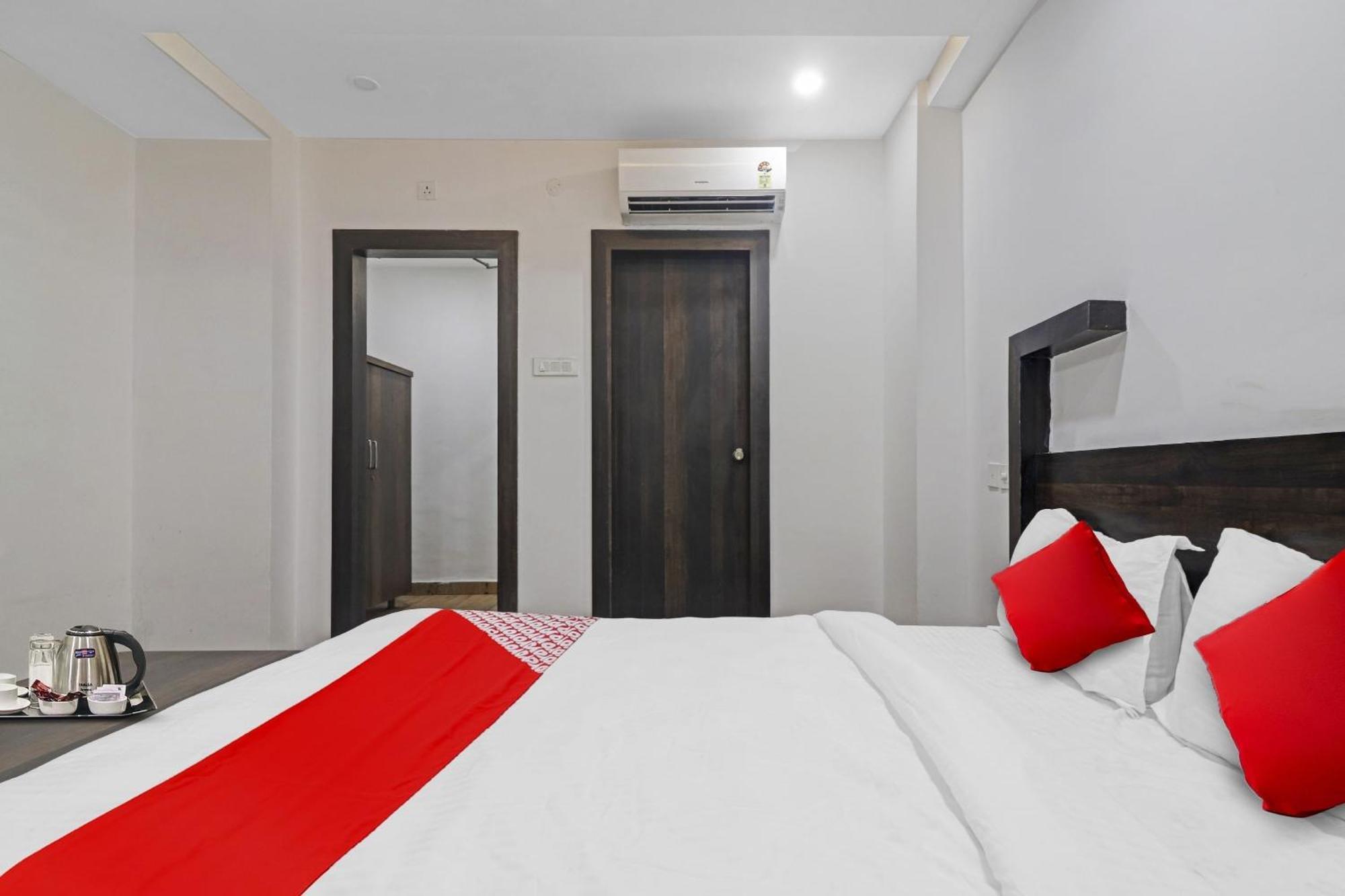 Hotel O 9