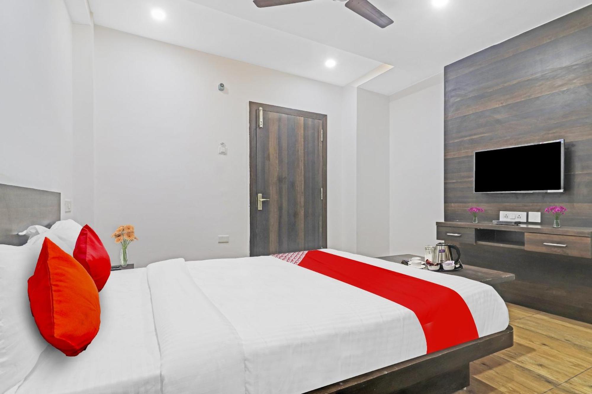 Hotel O 9