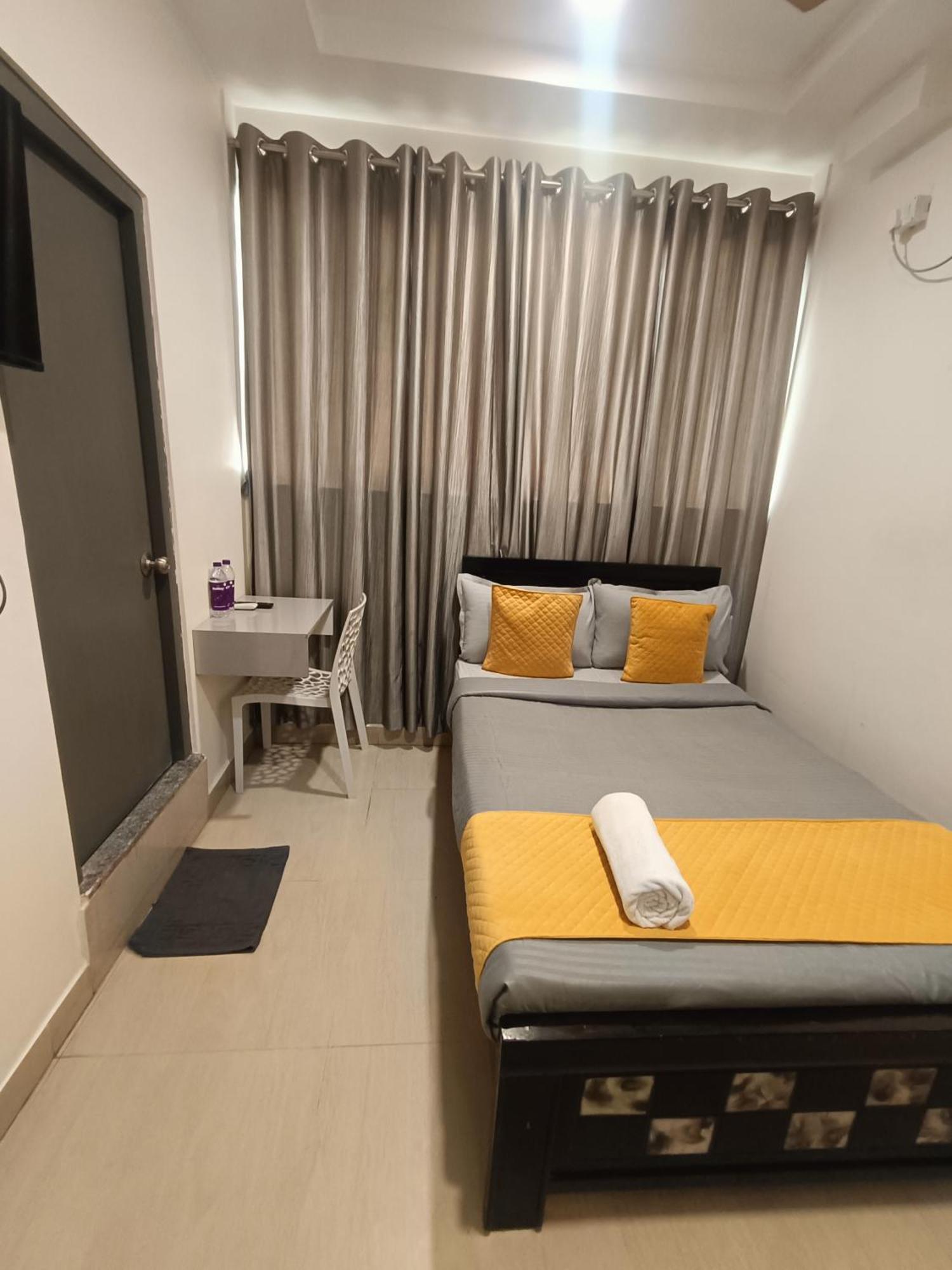 Hotel Yellow Bells Signature Hitec 3*