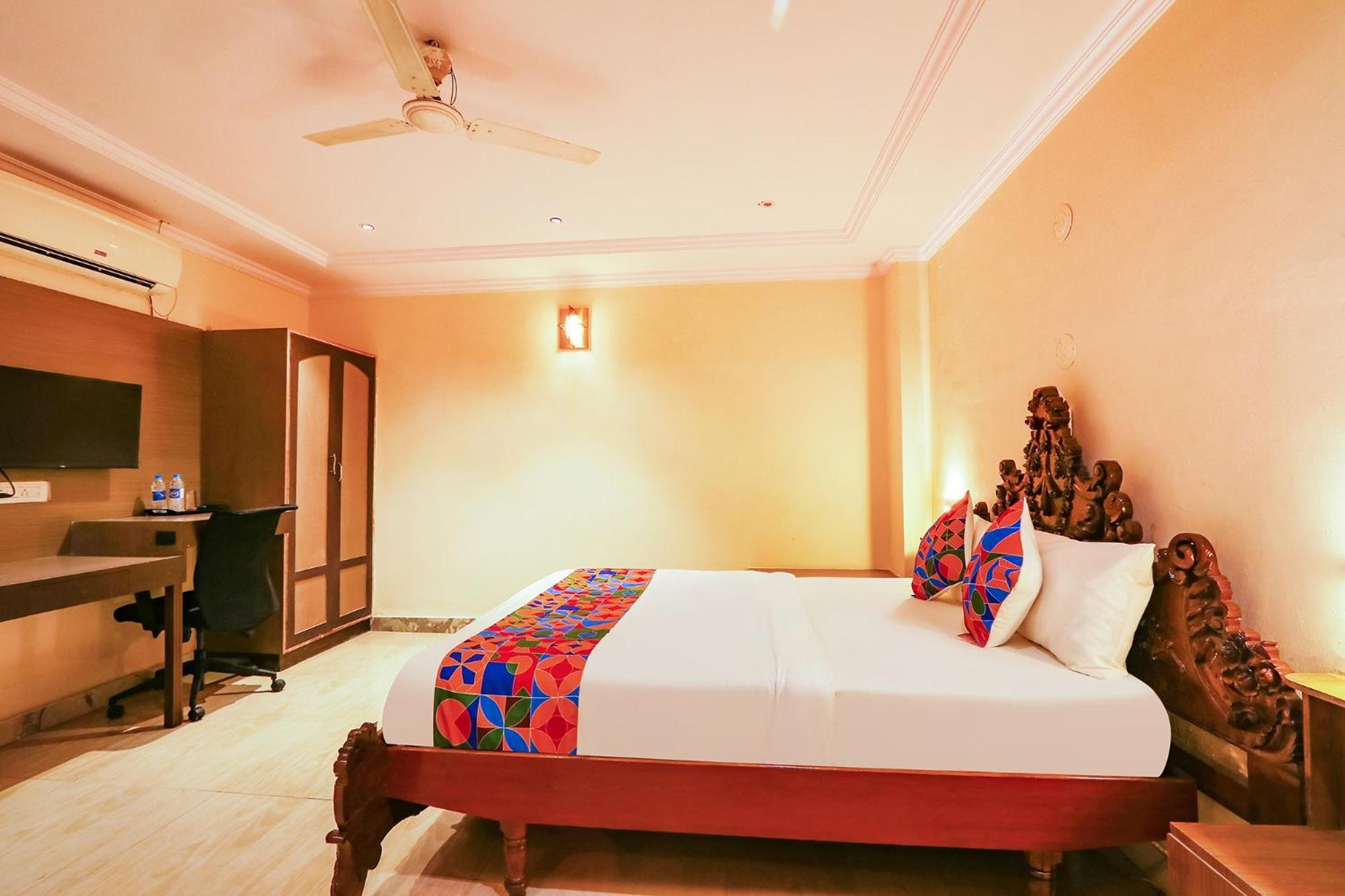 Fabhotel Maruthi Residency - Nr Metro Station Lakdikapul Hotel Hyderabad