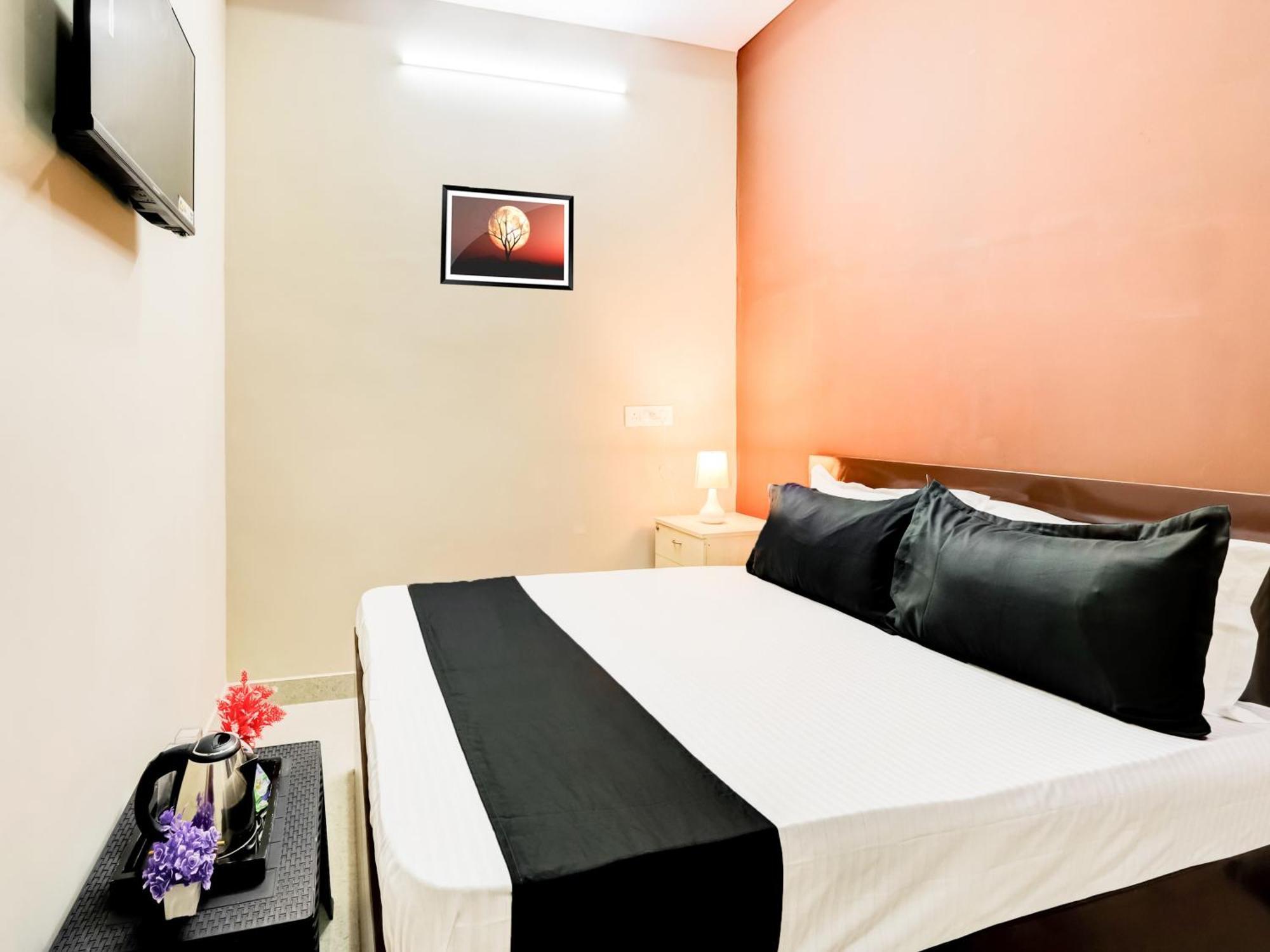 Super O Orr Residency Hotel