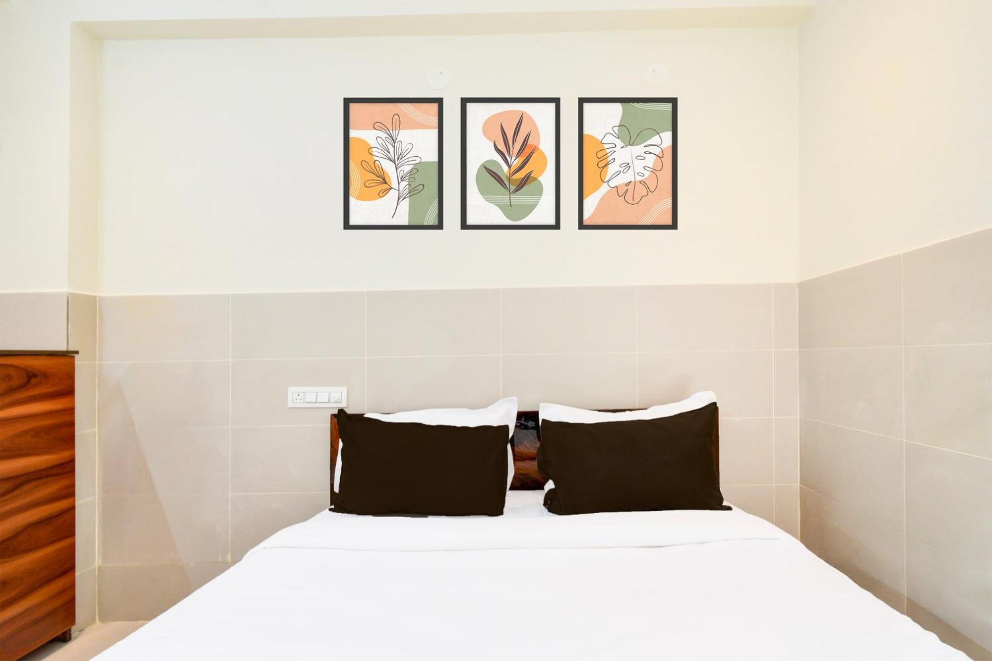 Hotel O Gk Grand Hyderabad