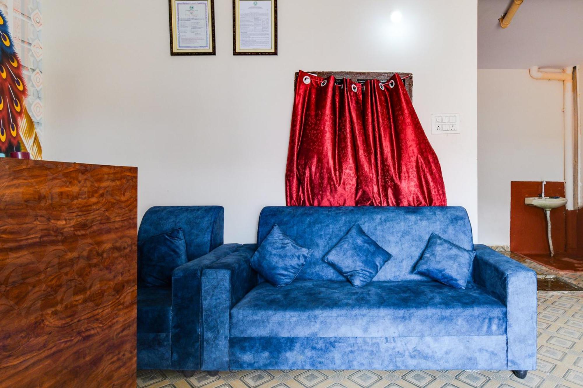 Hotel O Gvs Grand