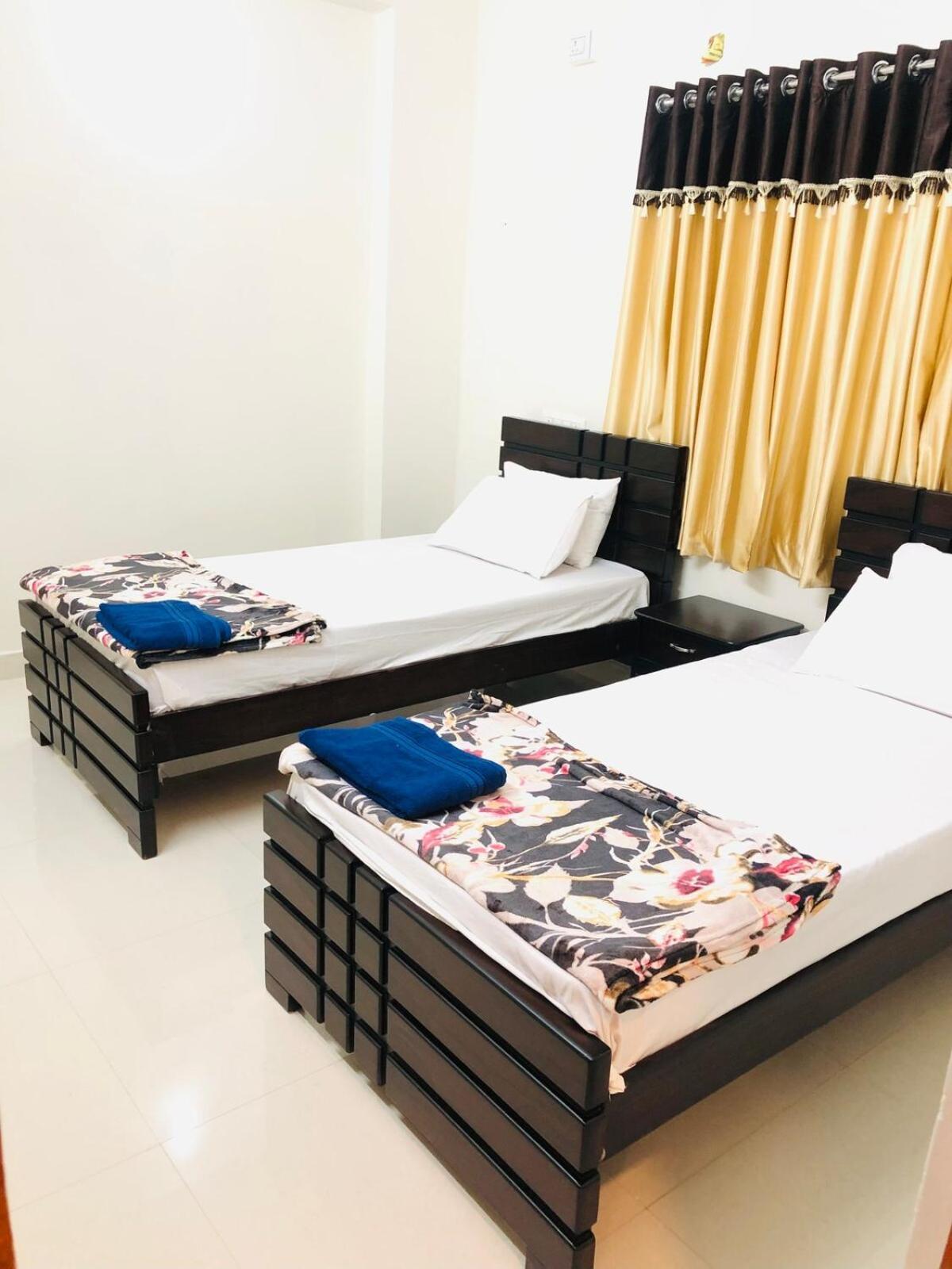 Luxury Living 3bhk Ac By Grv Group *