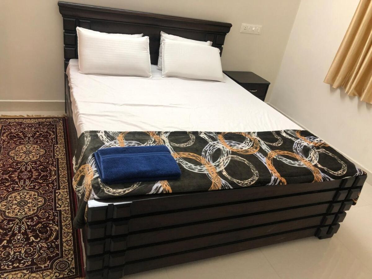 Luxury Living 3bhk Ac By Grv Group Apartment *