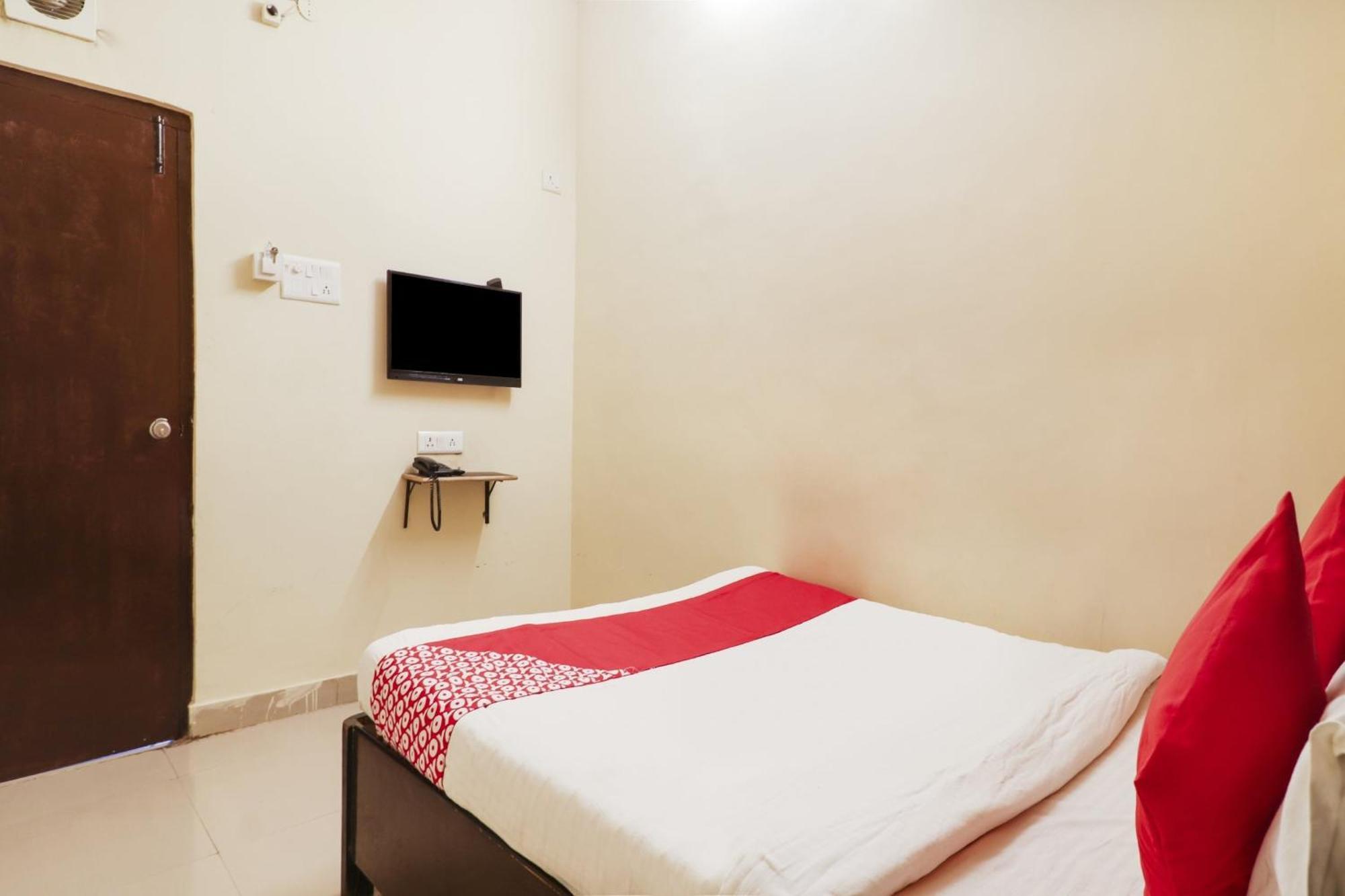 Hotel O Sai Pariwar Near Snow World