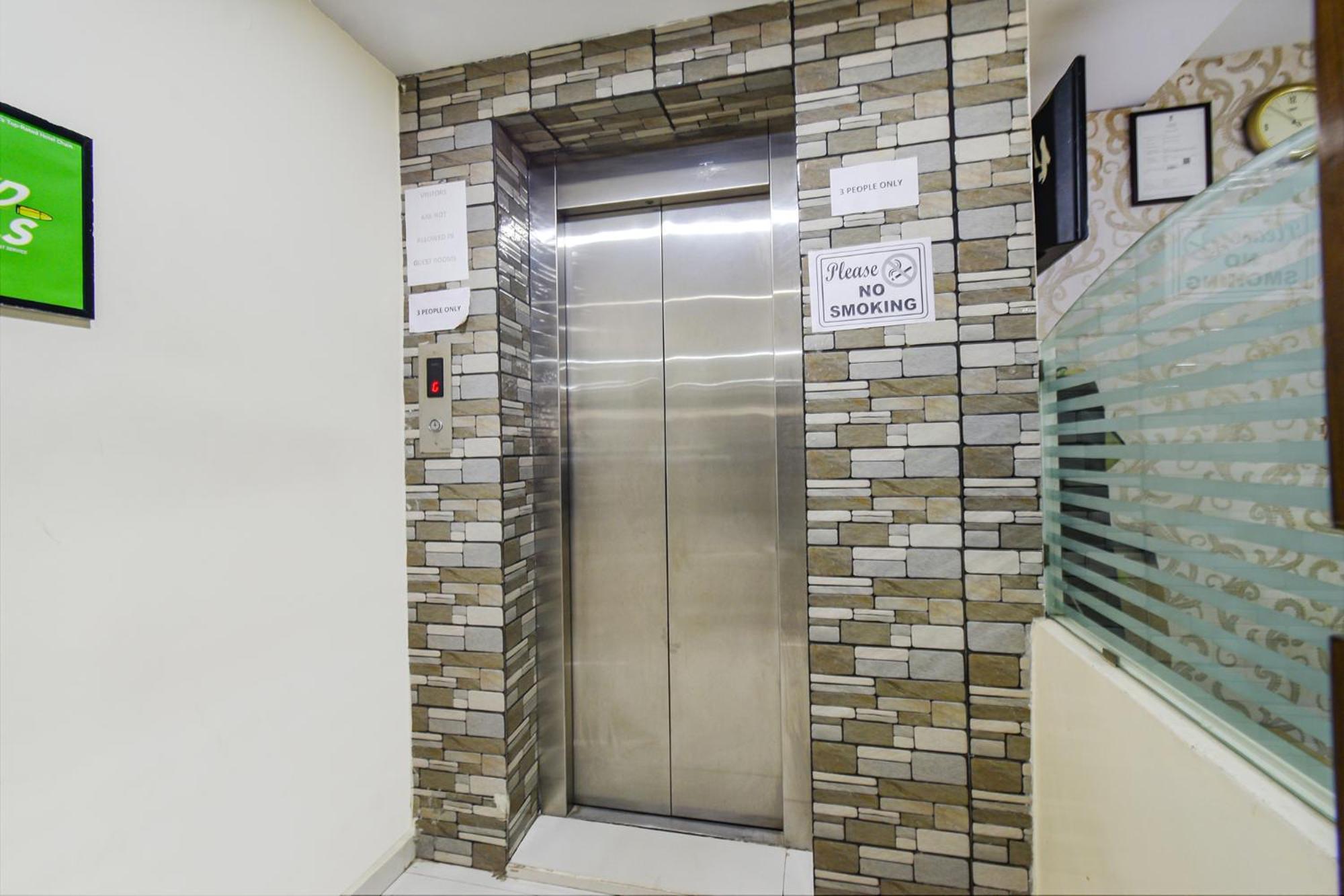 Fabhotel Tals Hitech - Nr Jubliee Enclave, Hitech City
