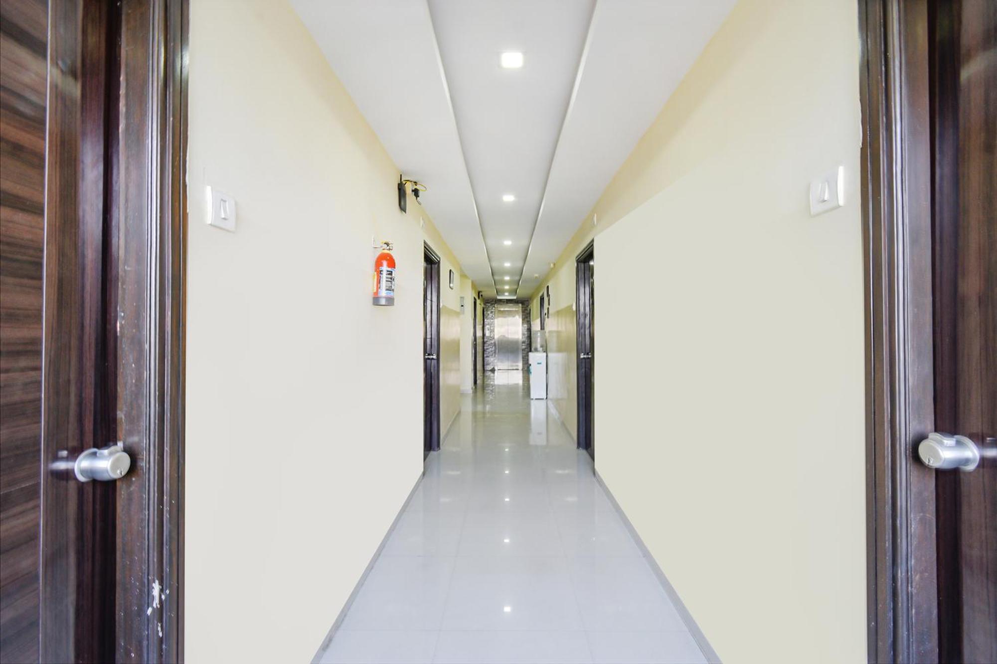 Fabhotel Tals Hitech - Nr Jubliee Enclave, Hitech City Hyderabad