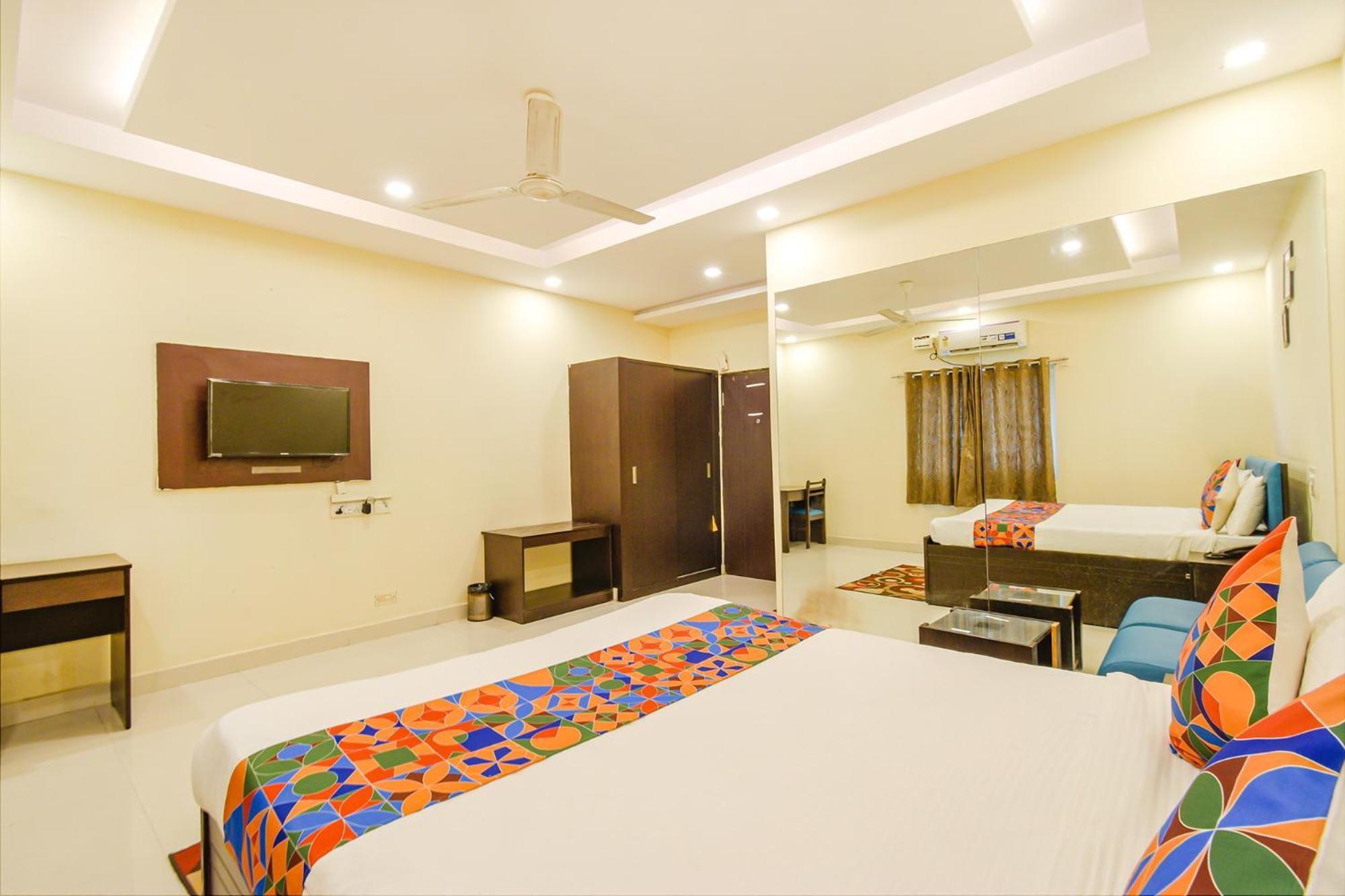 Hotel Fabhotel Tals Hitech - Nr Jubliee Enclave, Hitech City Hyderabad
